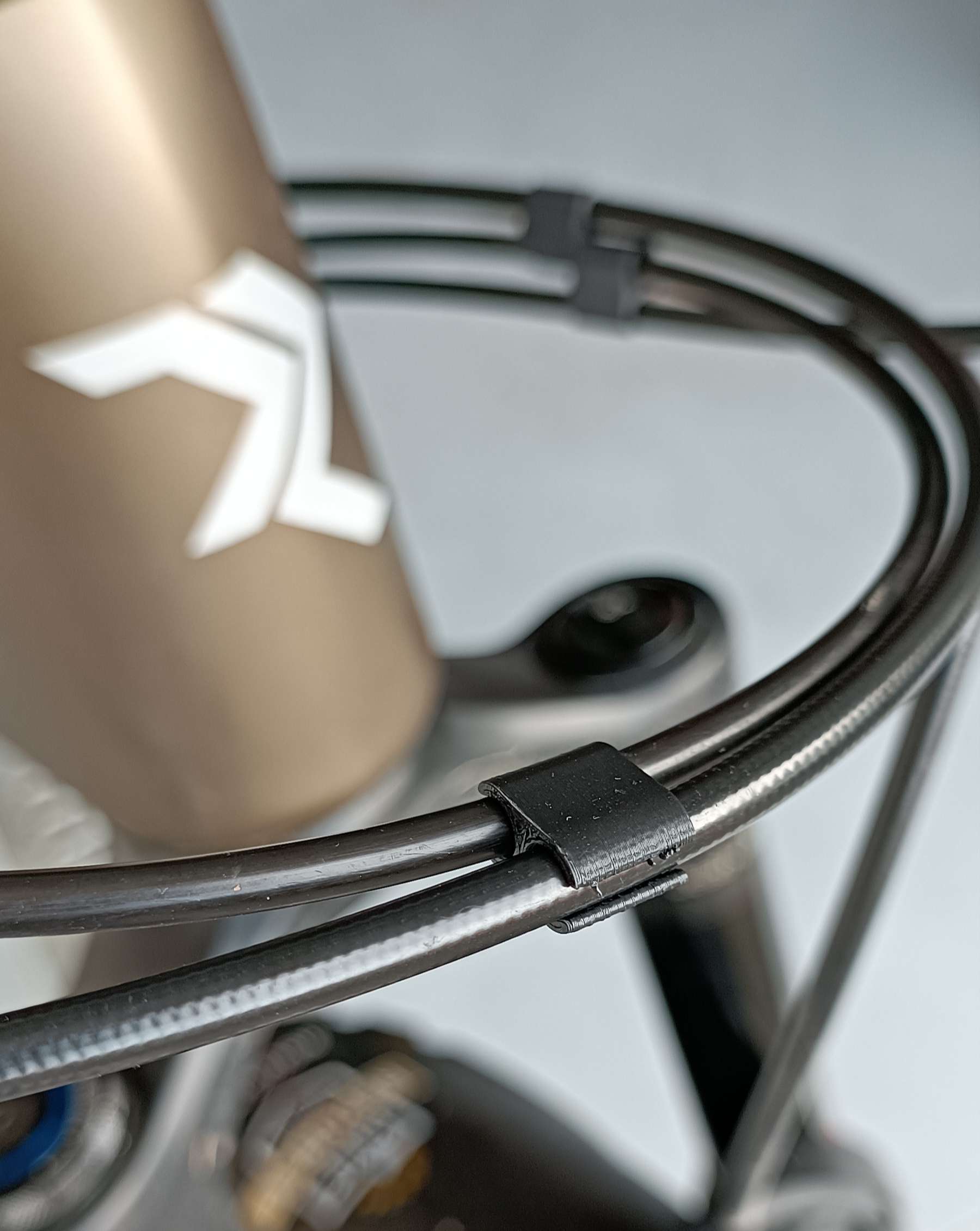 MTB Brake/Shift Cable Clip