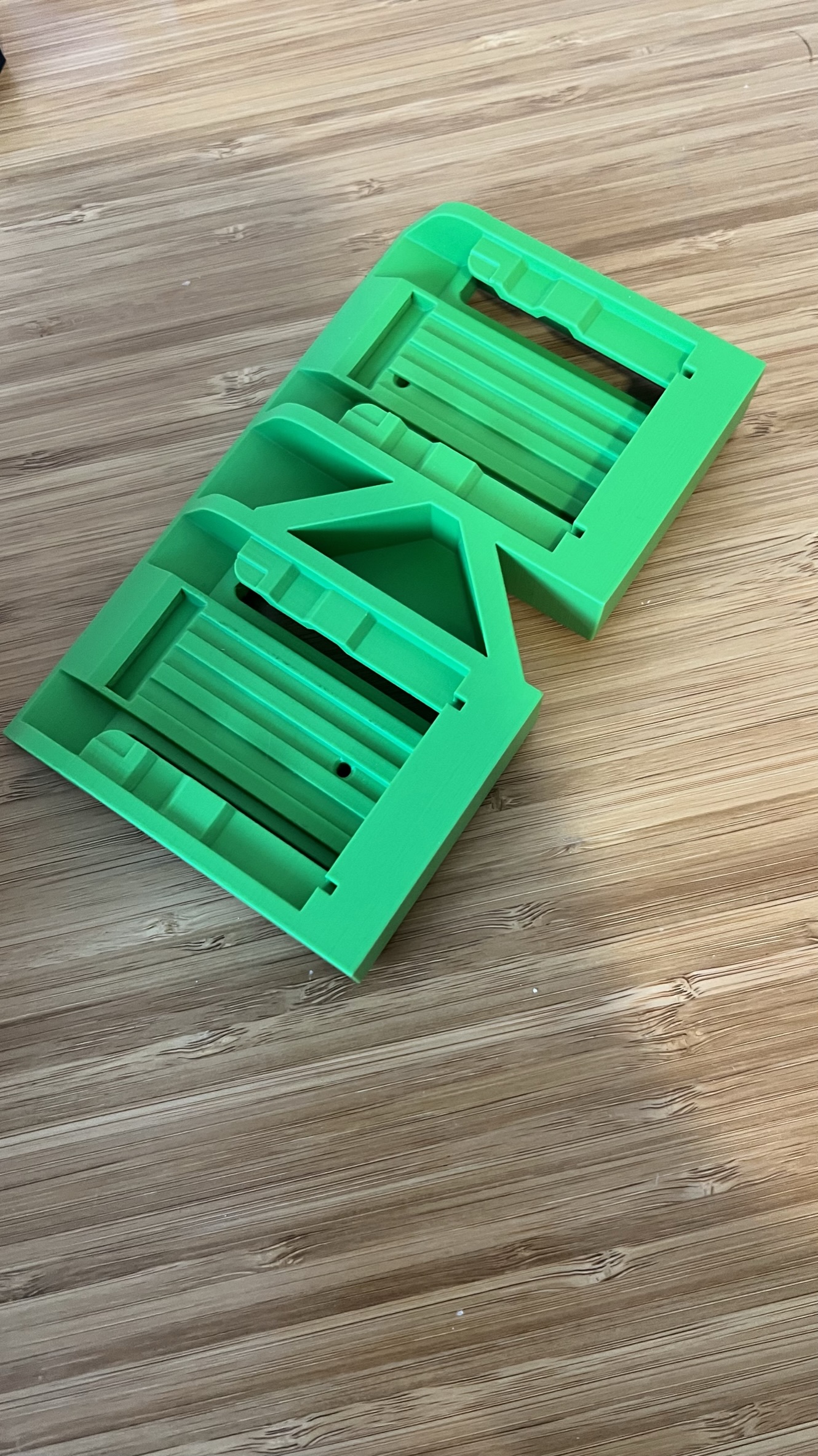 DeWalt Battery Holder for IKEA SKÅDIS Pegboard by Harvinator Download