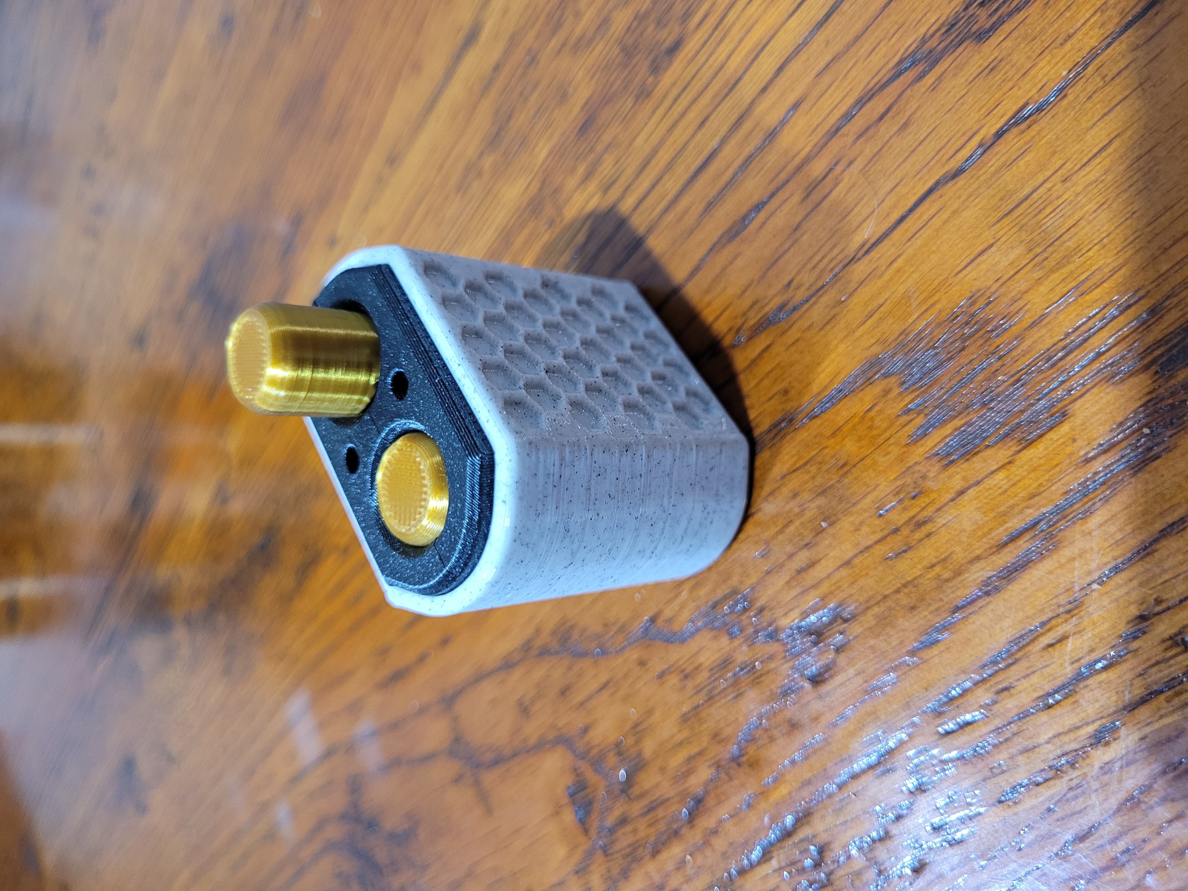 Mini Super Toggly Fidget Button V2 Hexagon Case 3D model thumbnail