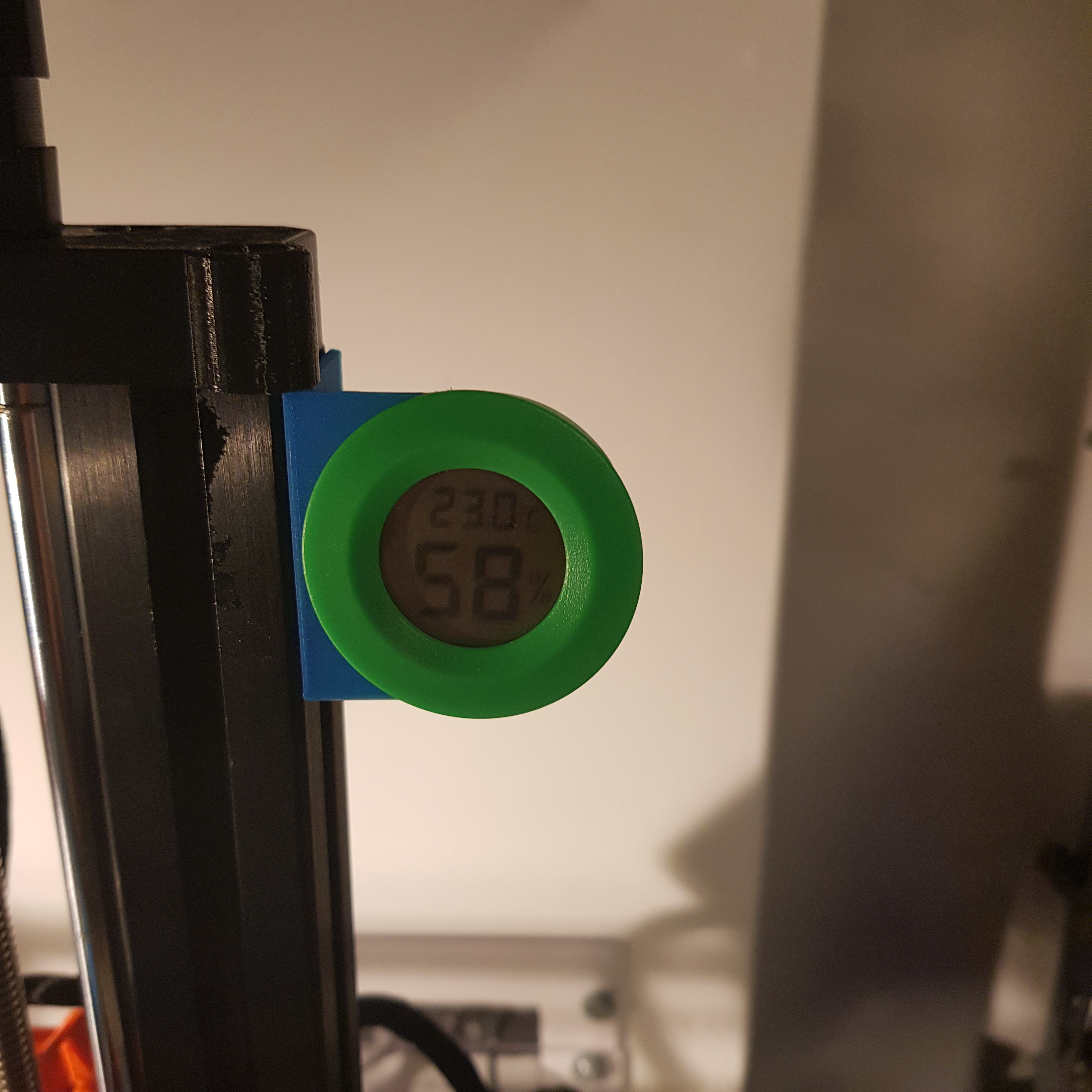 Minimalistic LCD Hygrometer Mount for Prusa Mini
