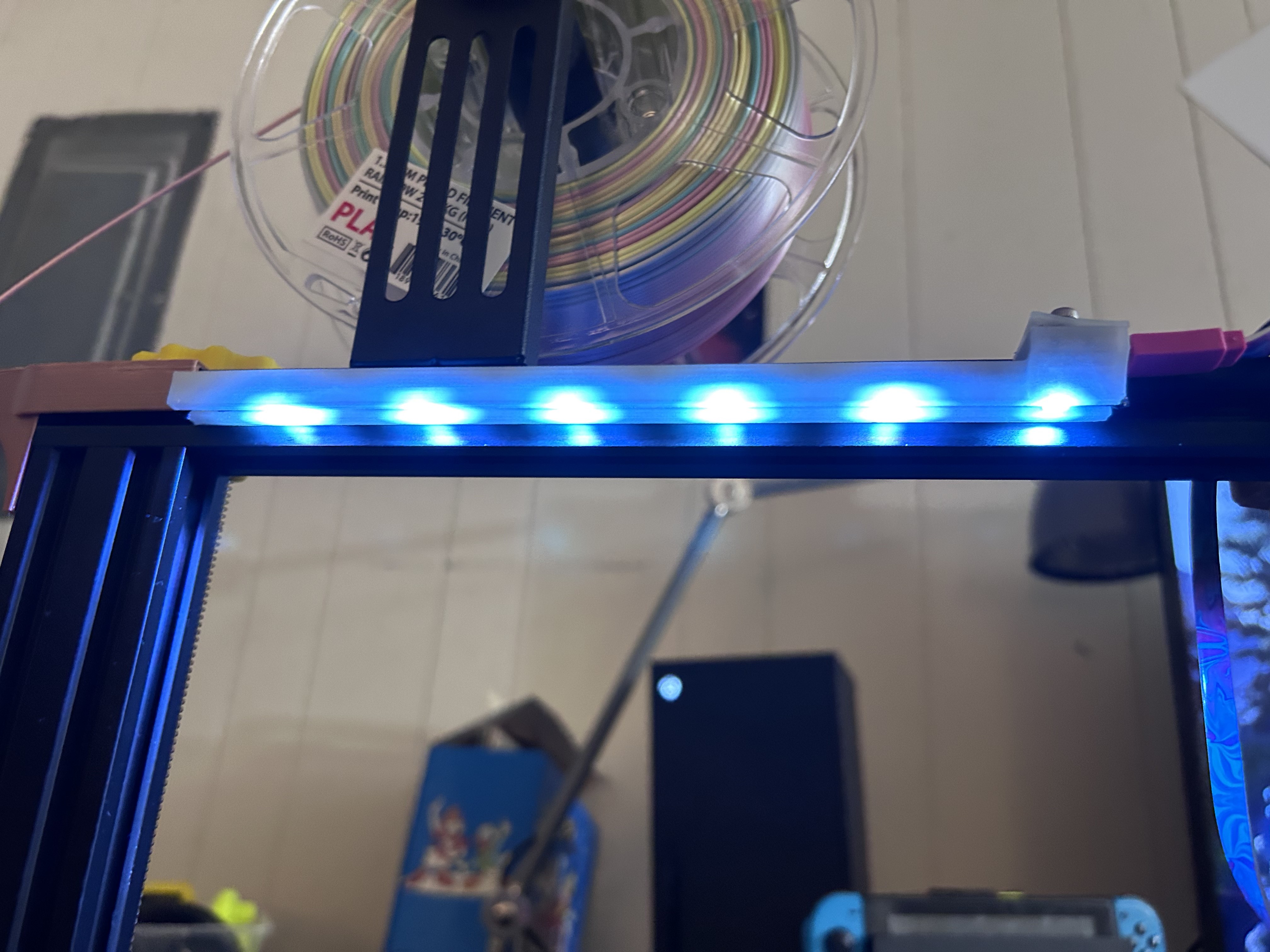 Ender 3 LED Strip Holder with USB connection by Jonathan Gahan