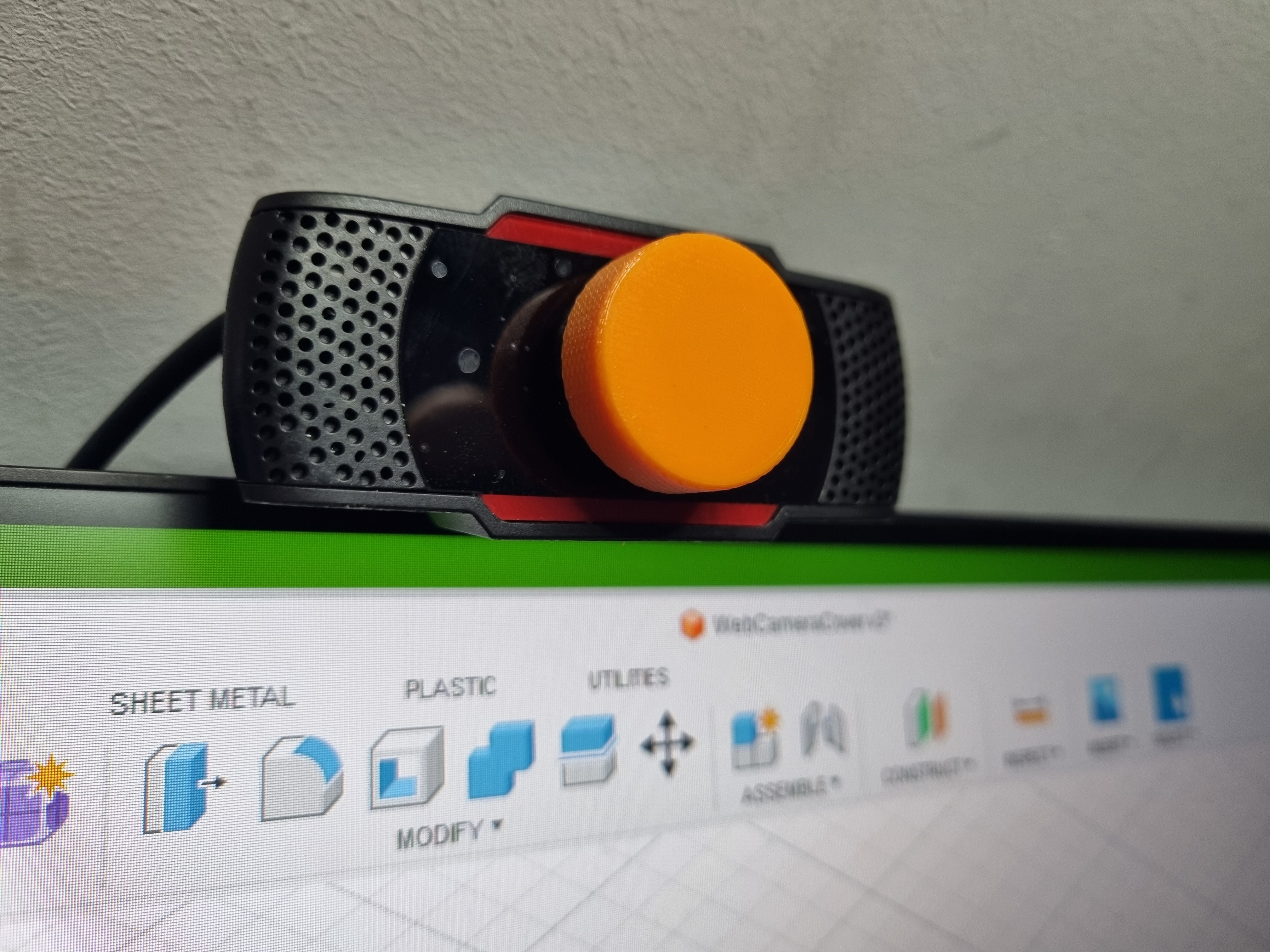 Tracer Web Camera Lens Cover (parametrized)