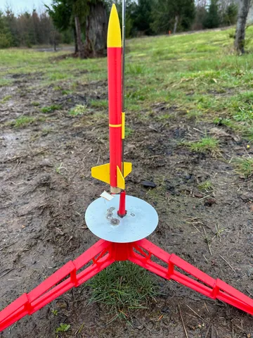 Hebe - Flying Model Rocket