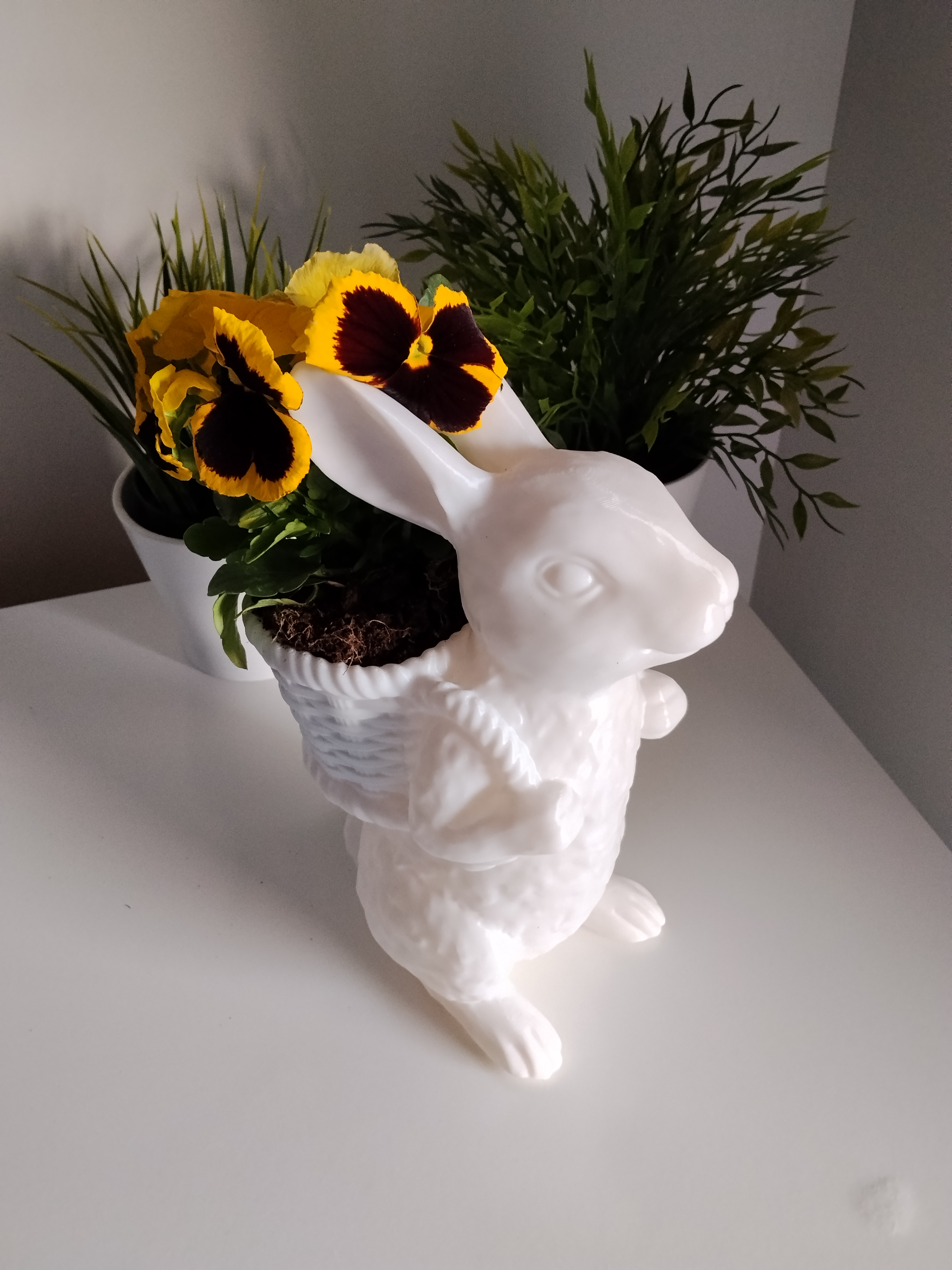 Easter flowerpot white rabbit