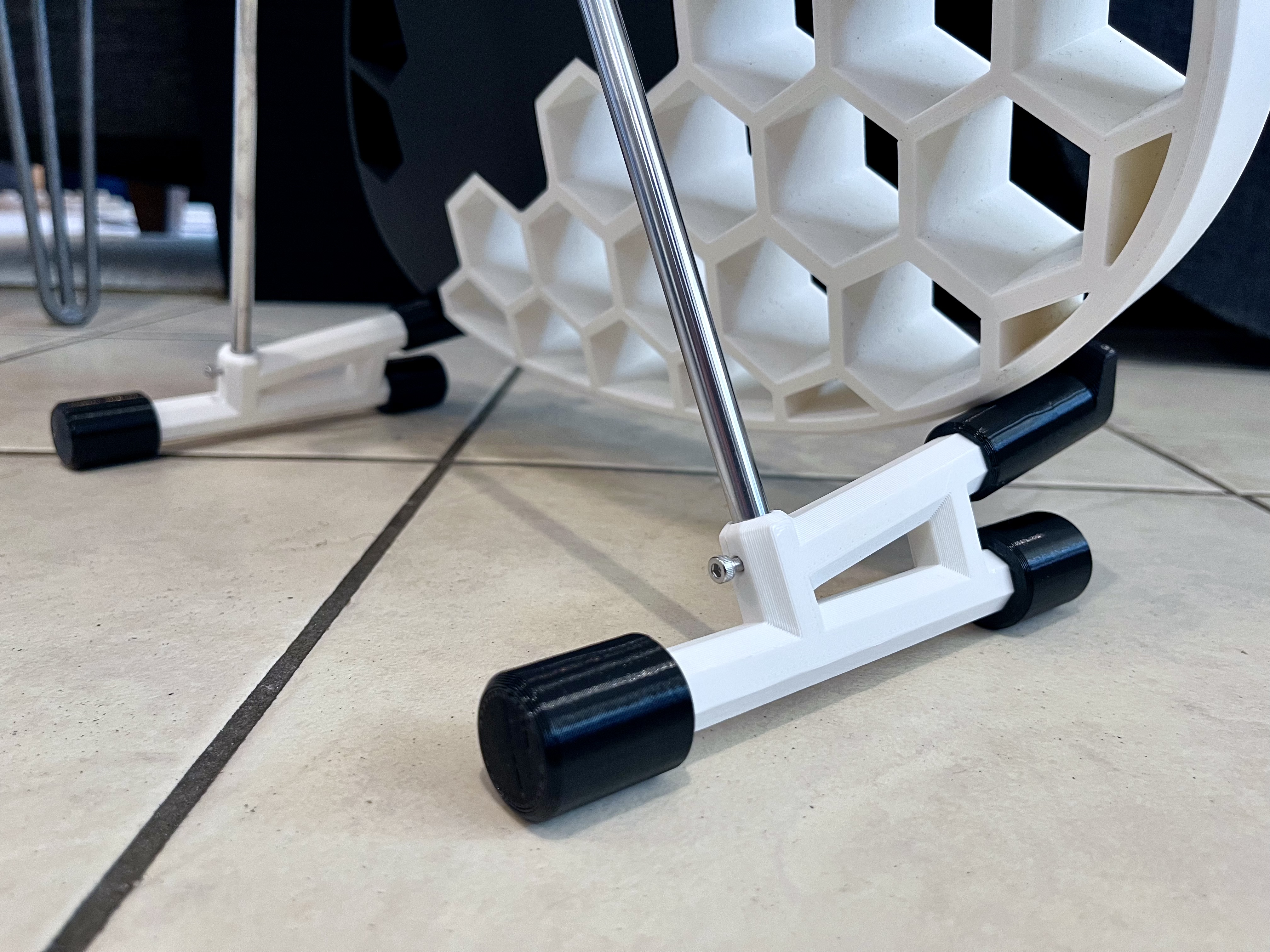 Miniatura 3 do modelo 3D Collapsible Guitar Stand