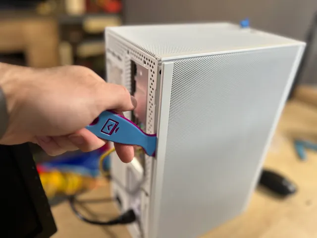 SFF Computer Case Opener