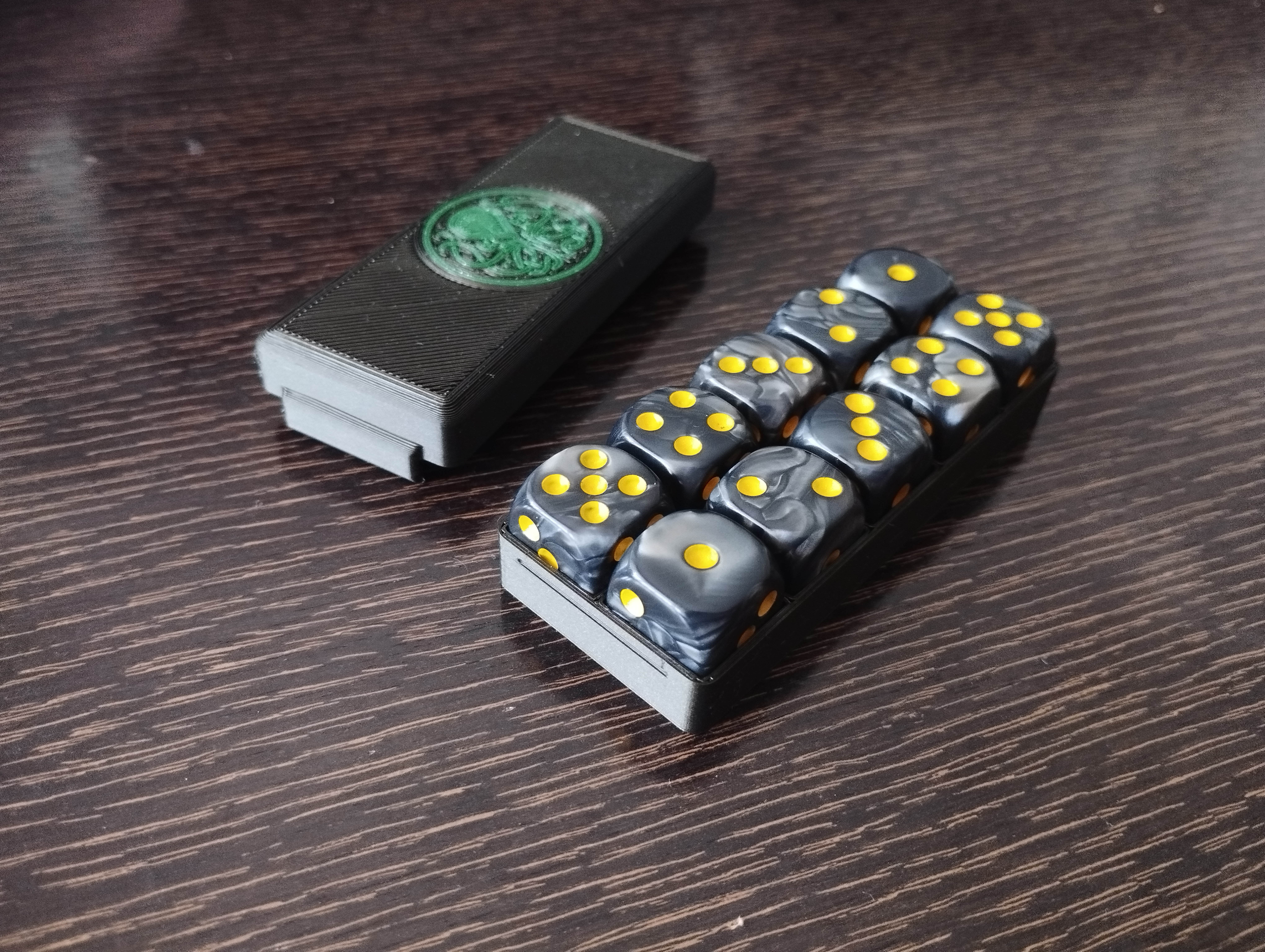 Eldritch dice box