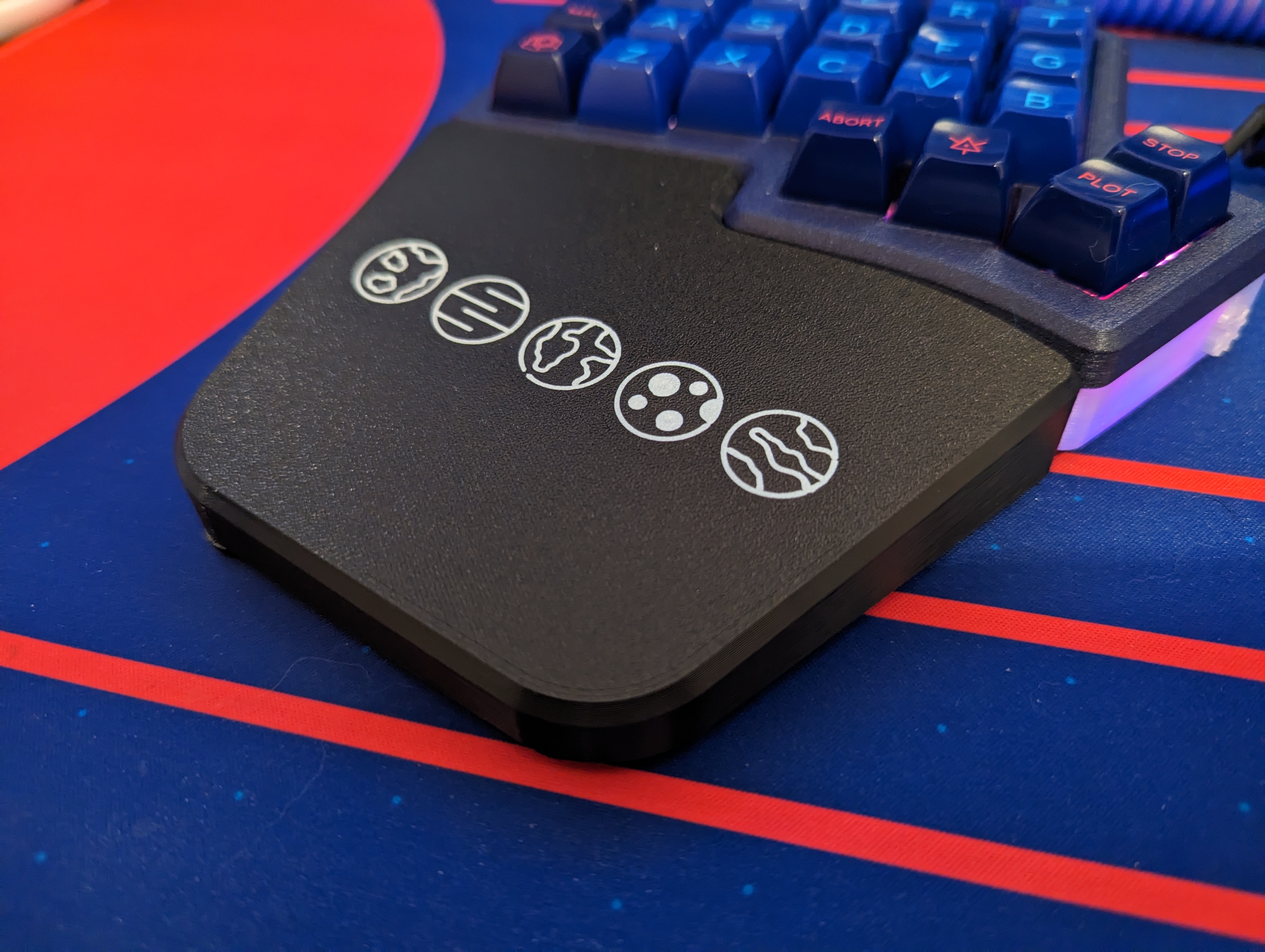 Keebio Iris Keyboard Wrist Rests by Making Singularities Download