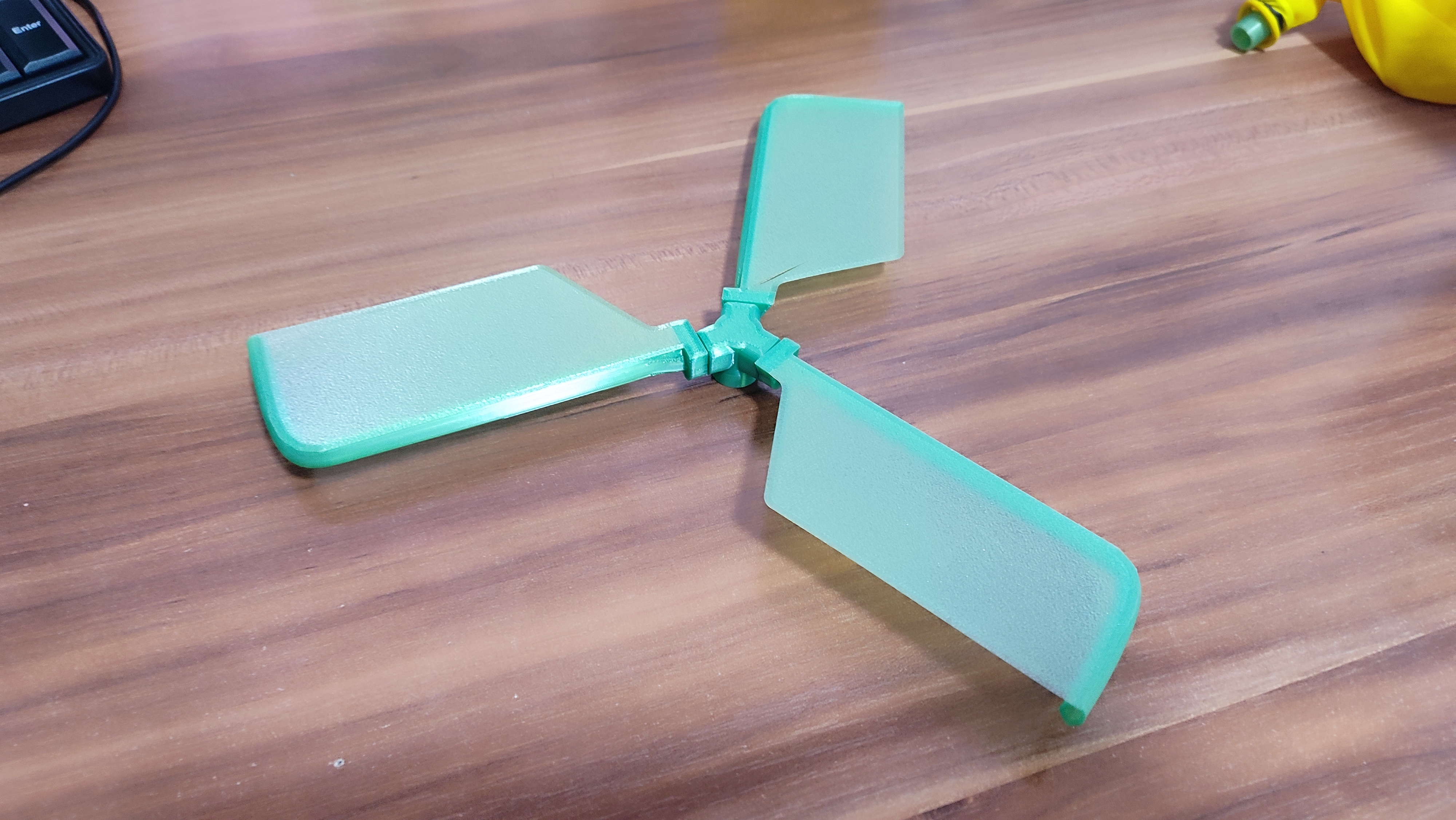 Miniatura 4 do modelo 3D Balloon helicopter
