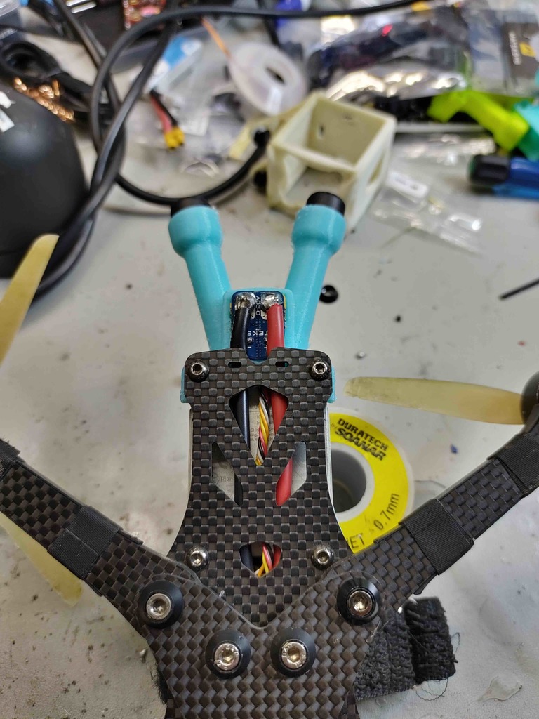 Apex 5inch DJI antenna mount with XT60 by savageCNC Download free STL