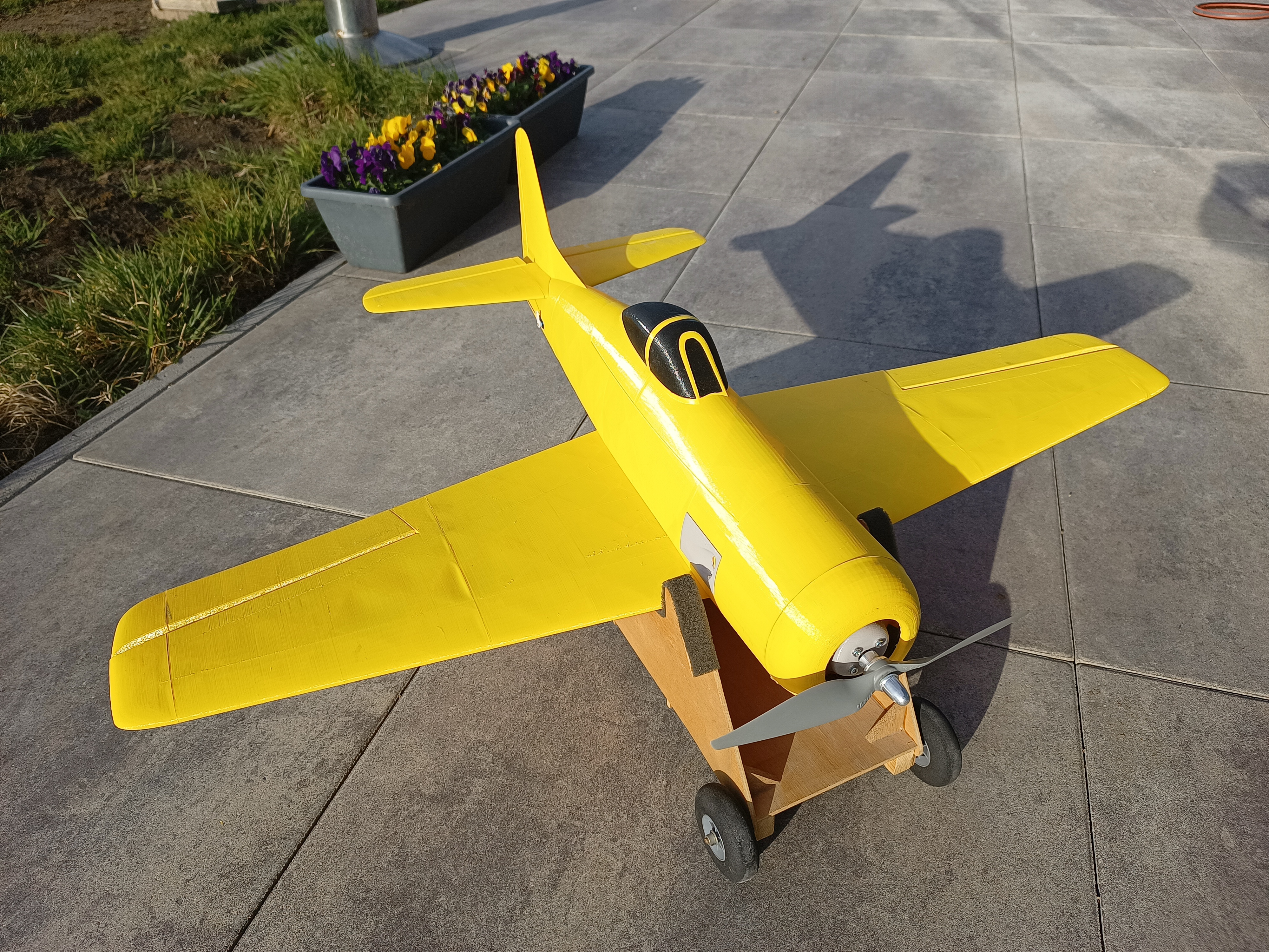 Grumman Bearcat R/C