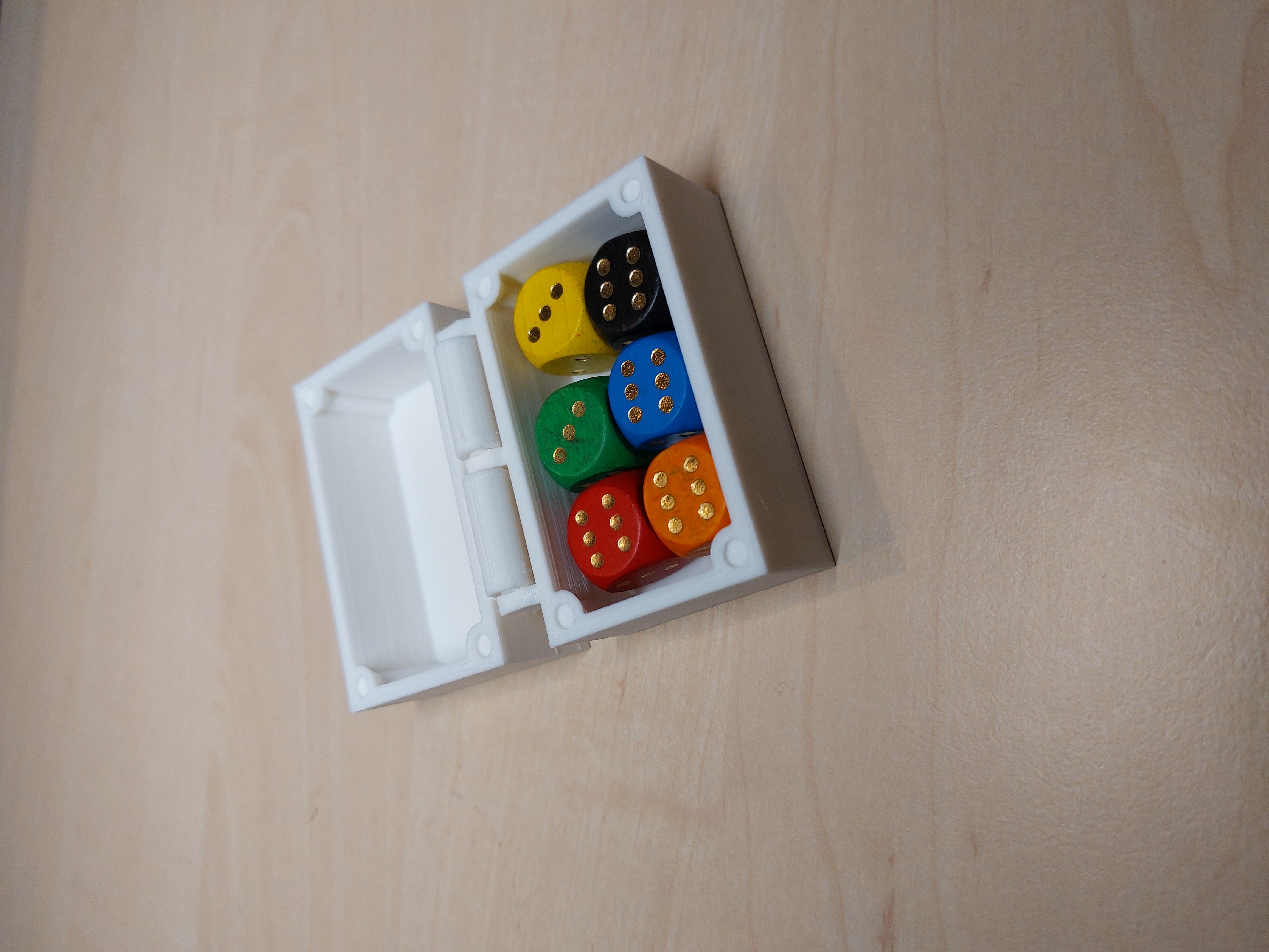 simple hinged box