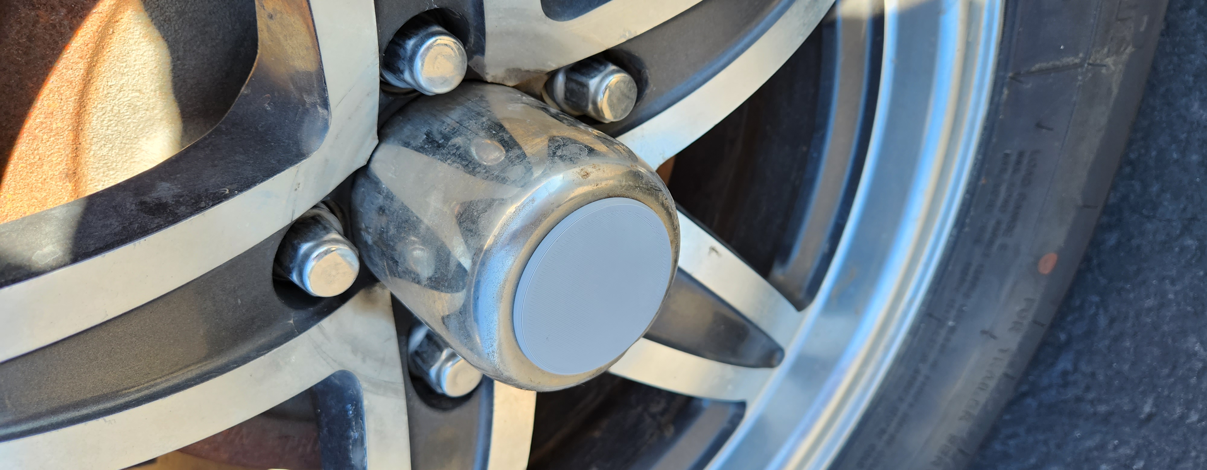 Trailer Wheel Center Cap by ProjectSkyDroid Download free STL model