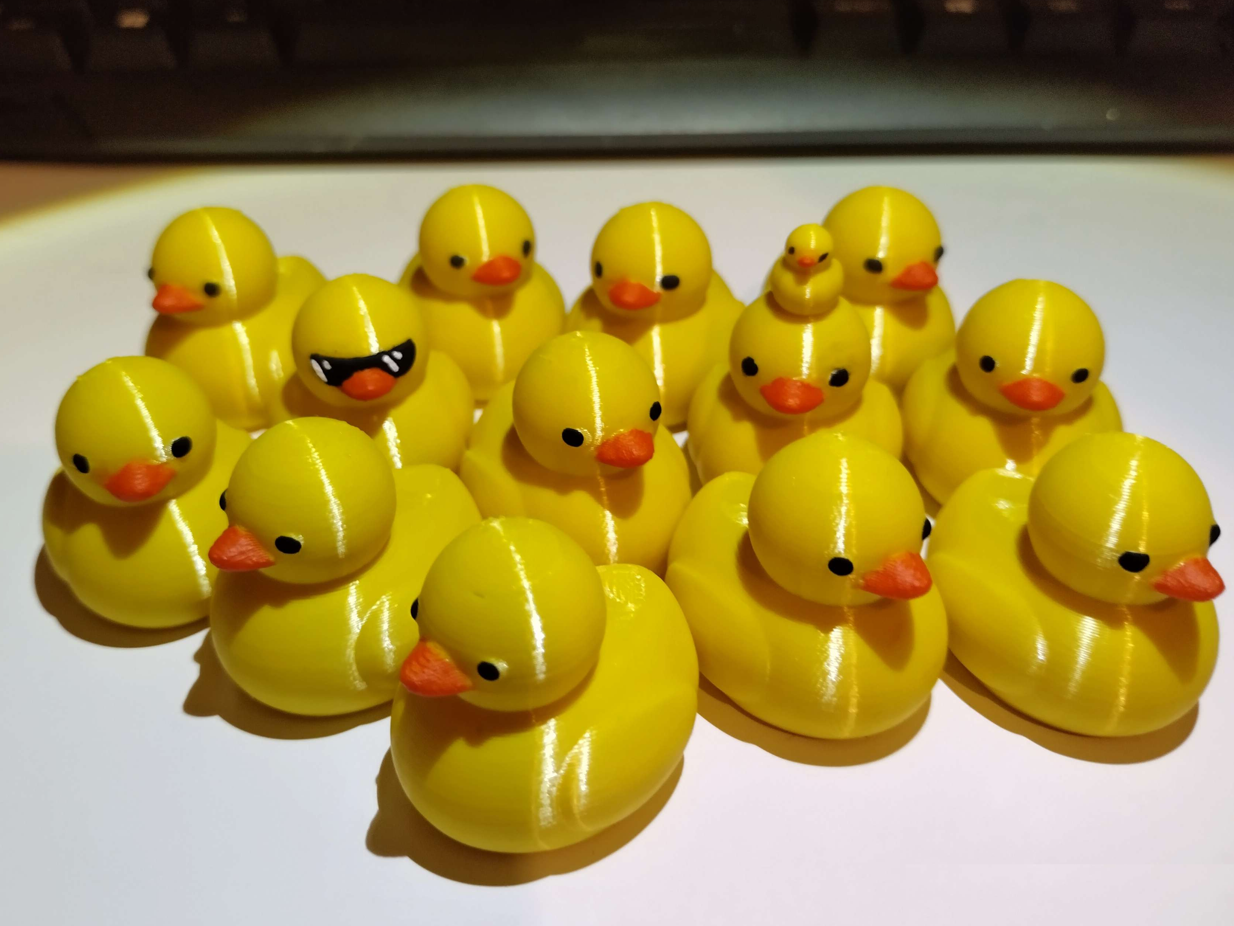 Floating Plastic Ducks — miniatura 2