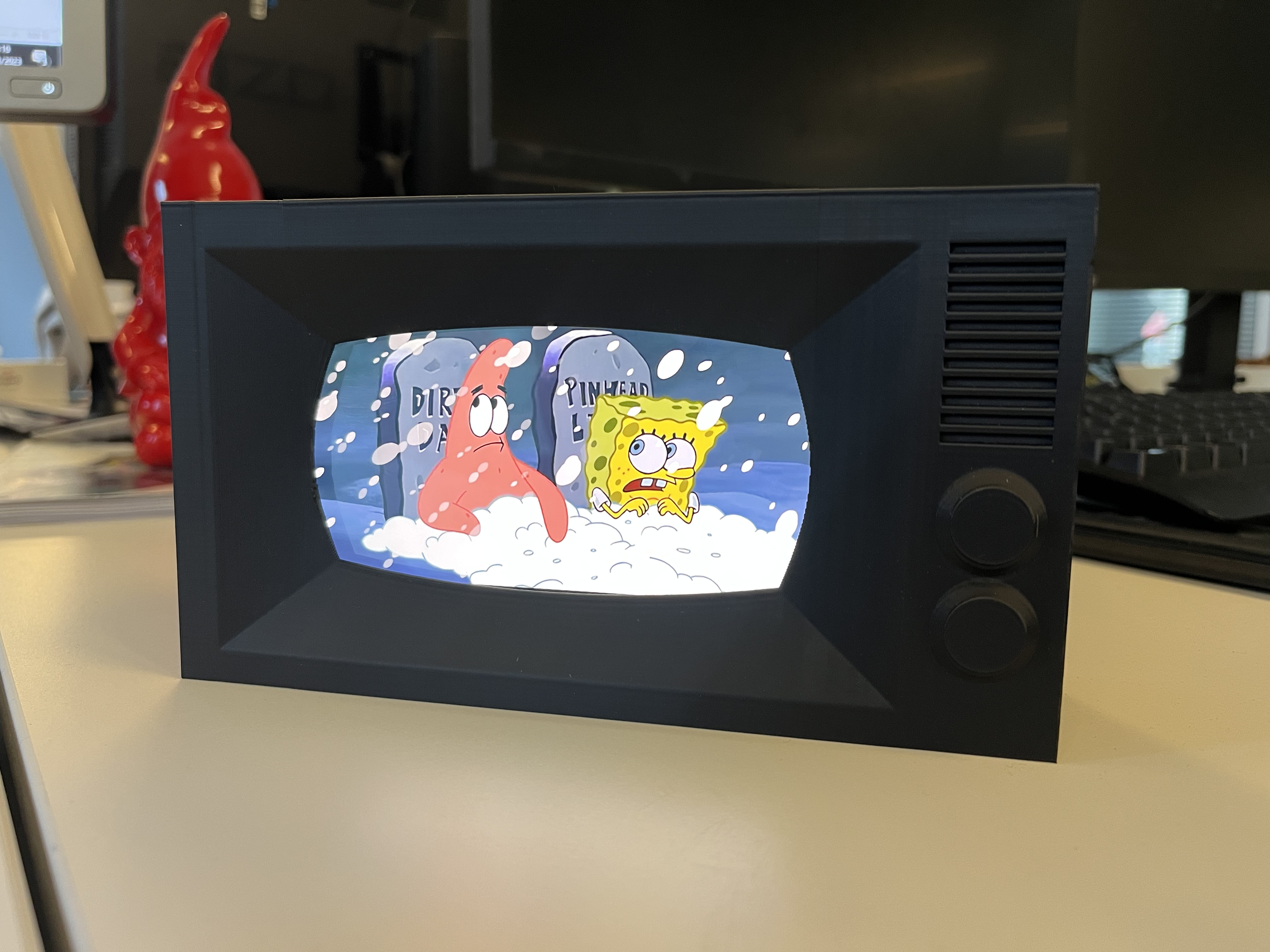 Vintage television for smartphone