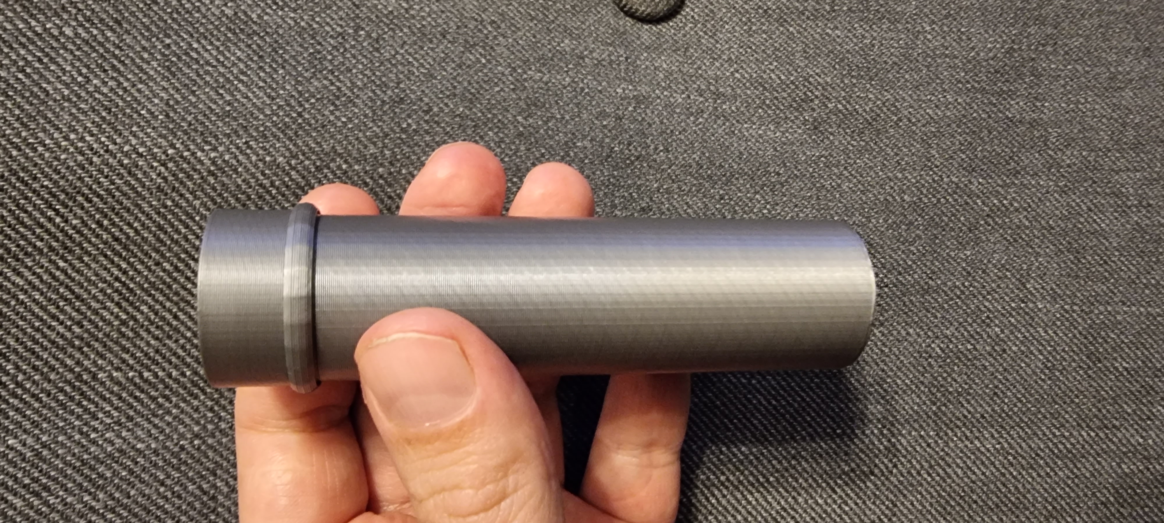 Fast Tube - fast to print dice tube with snap-on cap