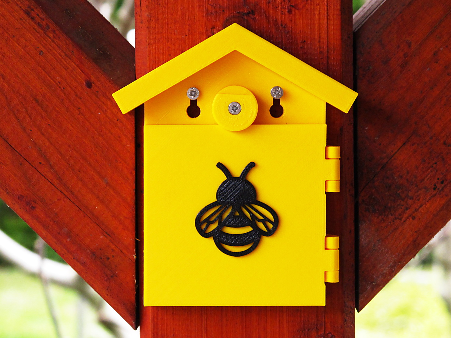 Bee house with transparent wall for observation by Matej Pašák ...