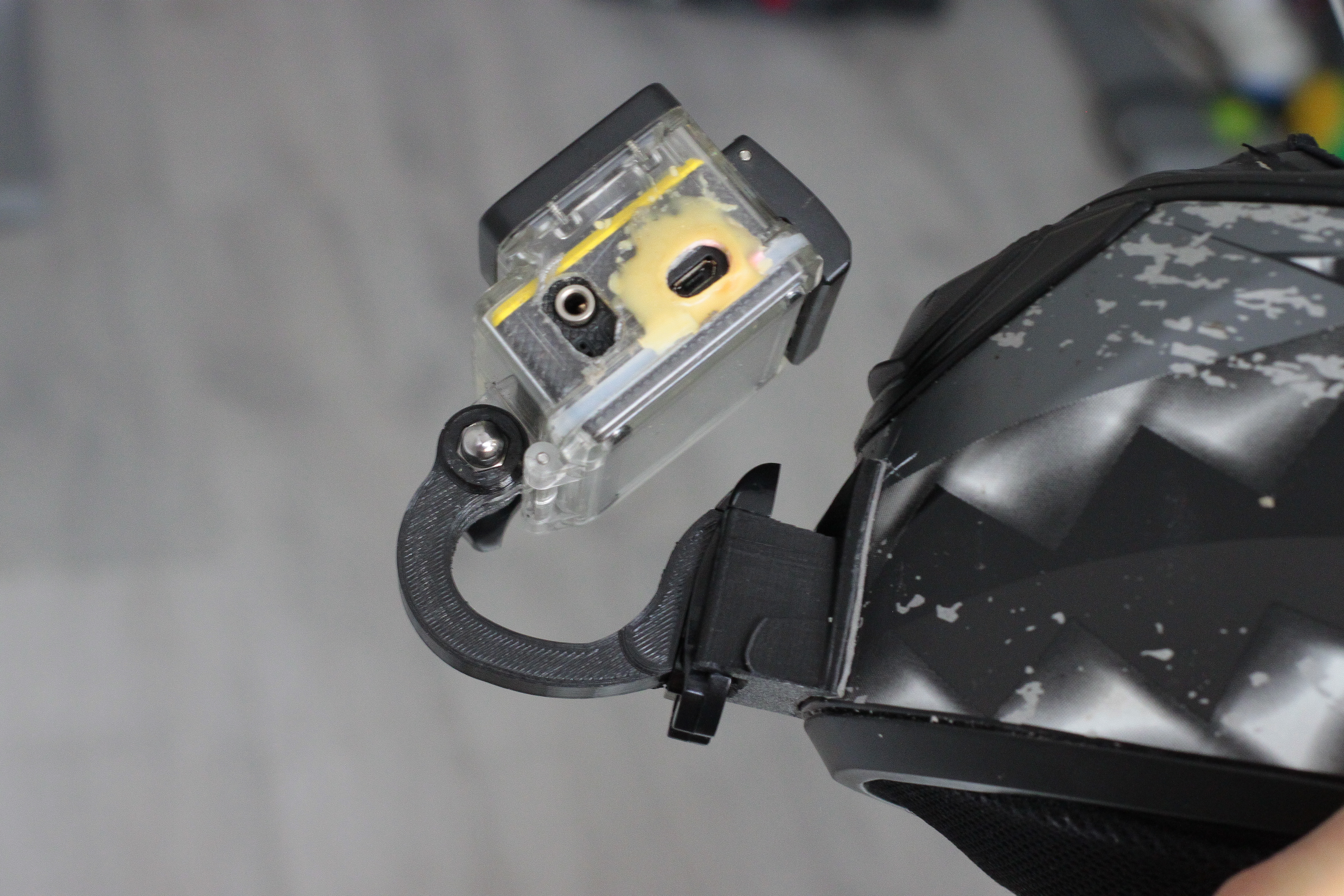 Camera Mount Arm for SJCAM / GoPro dedicated to the Shark Saurus D-Skwal (Skwal) helmet