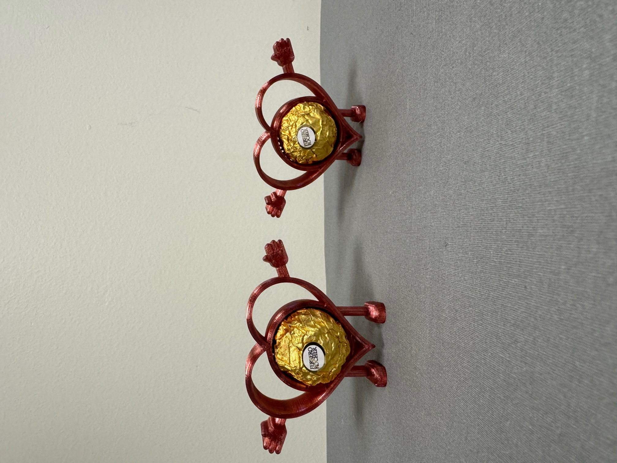 Friendly Valentines Heart - Ferrero Rocher & Baci — miniatura 5