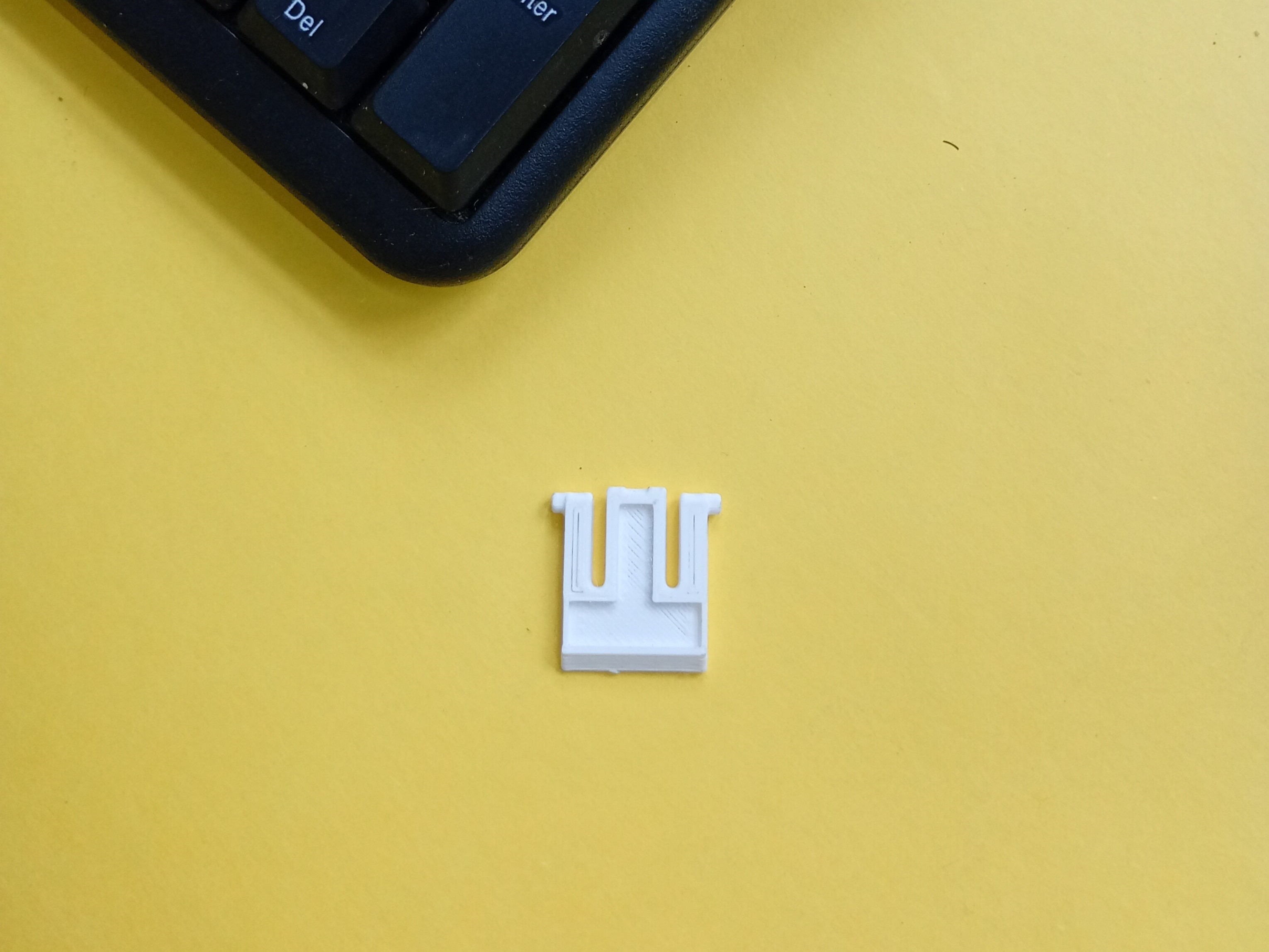 SnapFit Adjustable Keyboard Legs