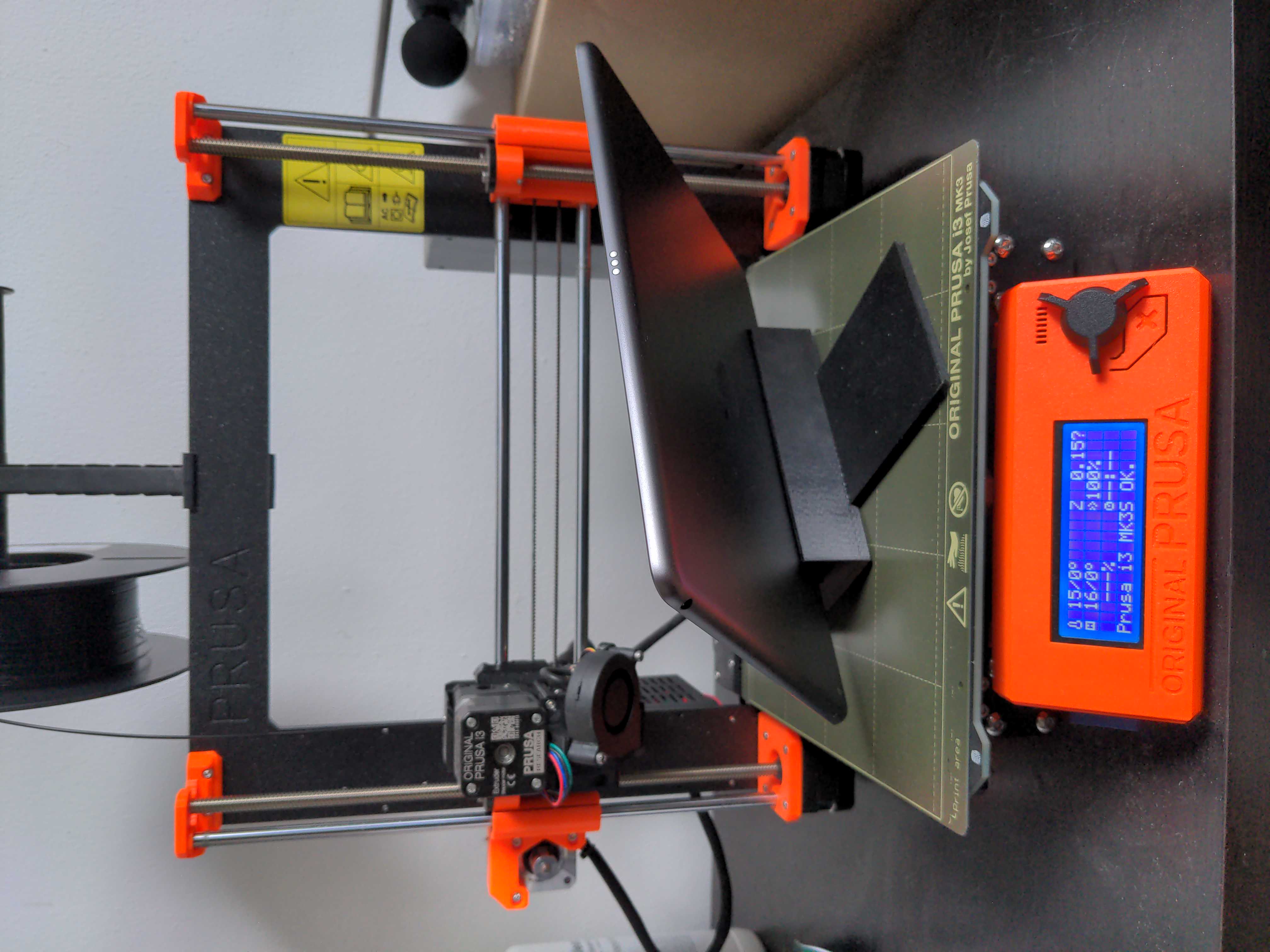 Dice holder and tray with integrated tablet stand by Unmasked4118