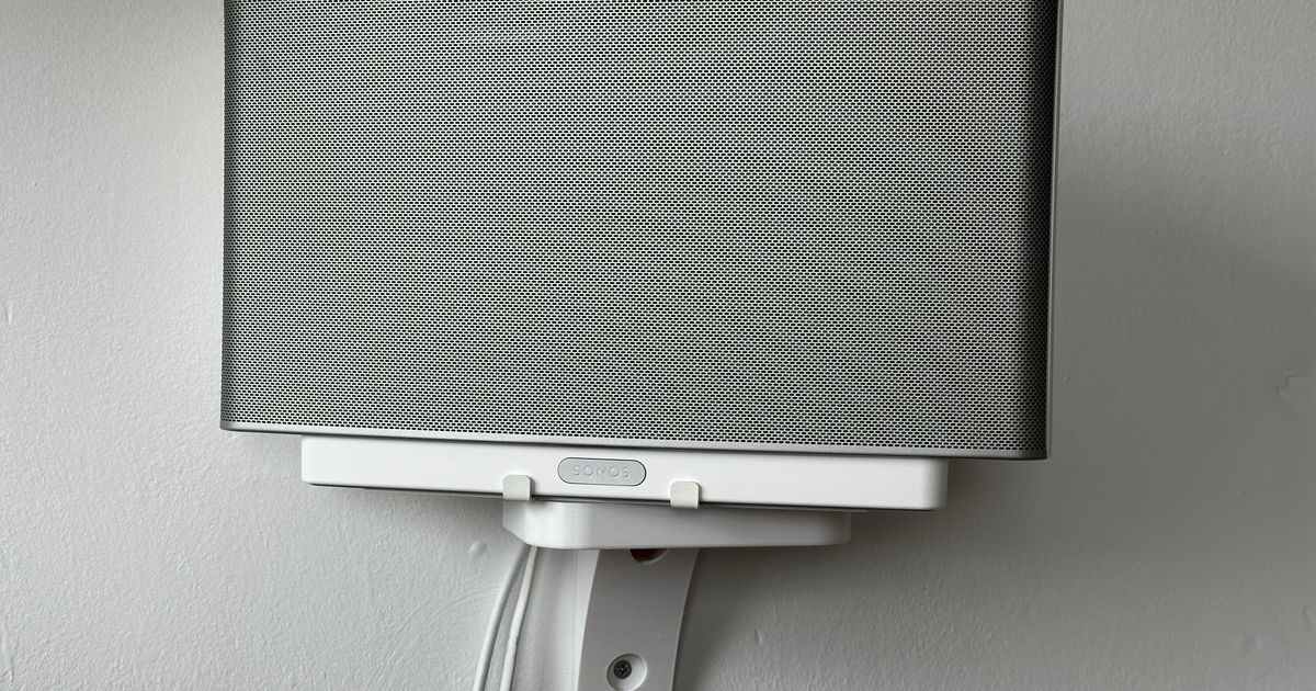 Wall mount sonos play 5 hot sale gen 1