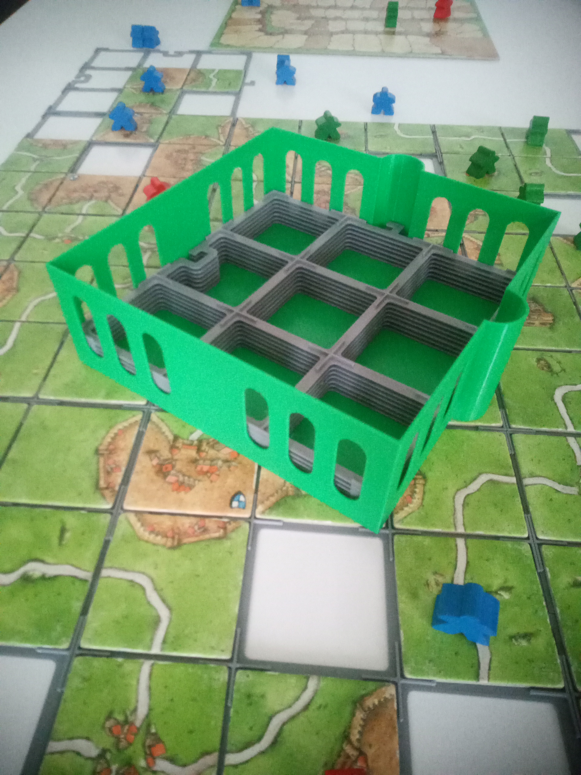 Karak/Carcassonne tile grid box by vhotspur Download free STL model