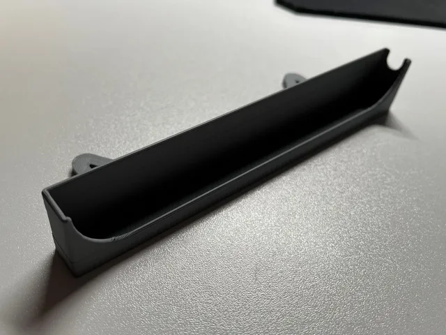 iPhone 13 car holder for cd slot