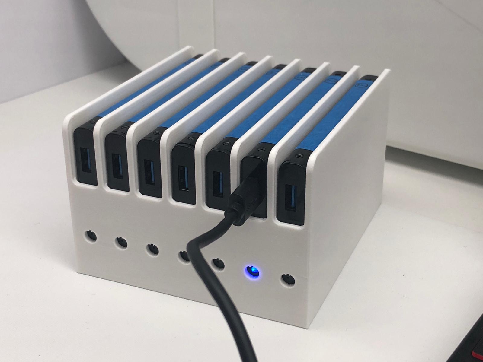 2.5" HDD Case(s) Holder + STEP & Fusion 360