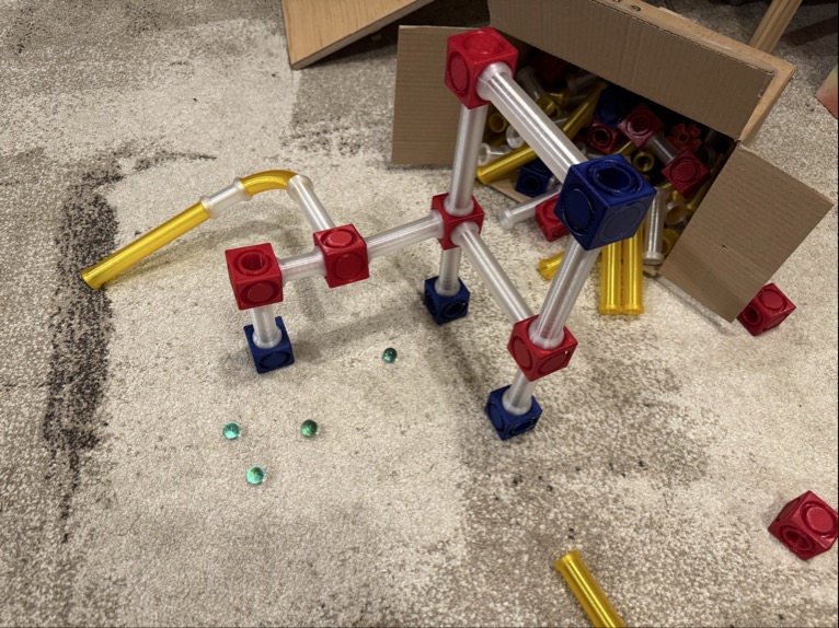 Balltrack - Pipes Lock