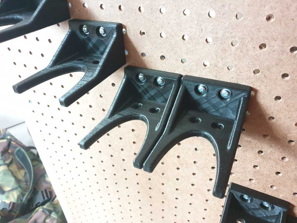 Rifle Pegboard Stand Hook by Kenny "XDr4g0nX" Verhoeven Download free STL model
