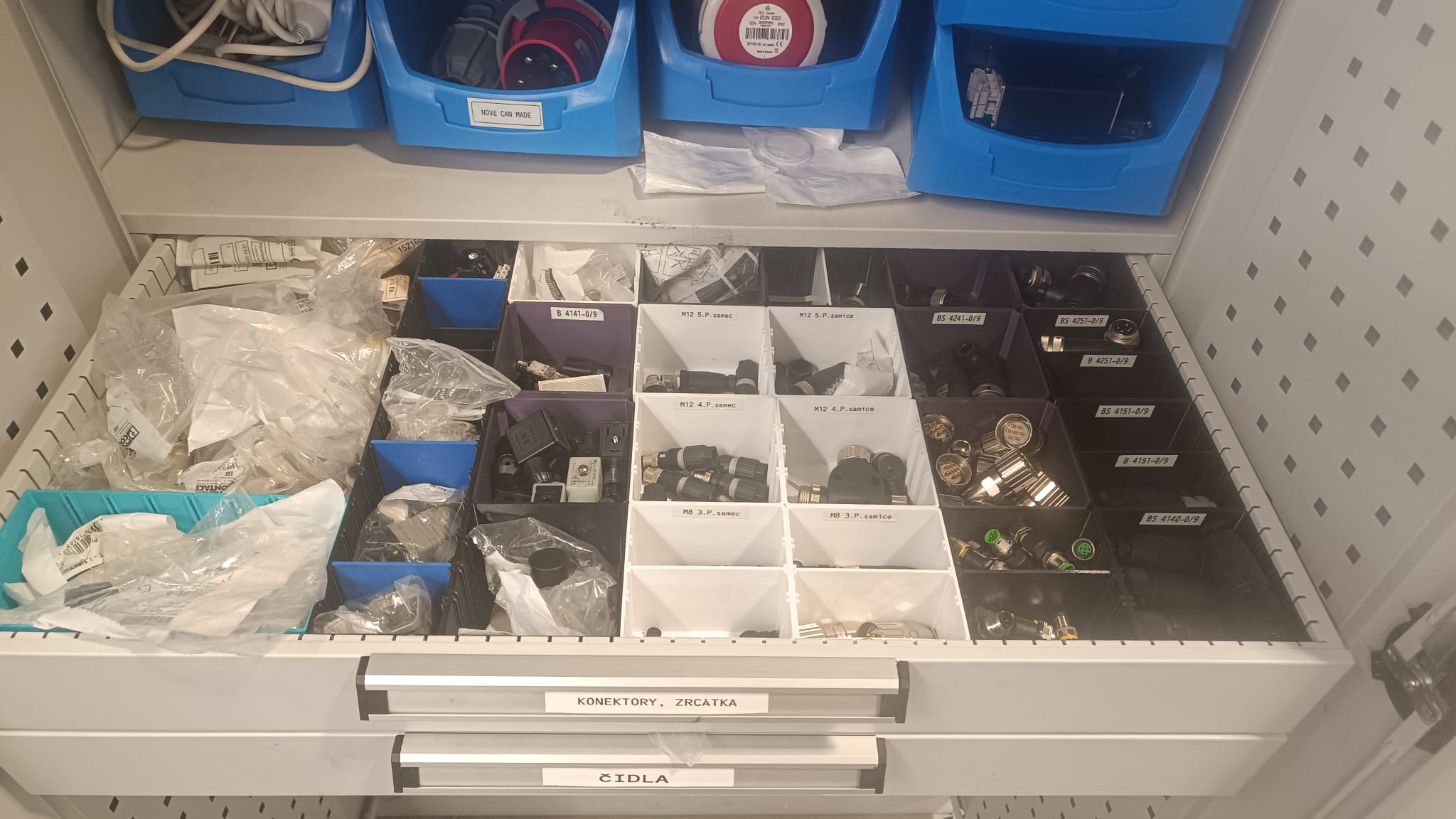 Storage boxes/containers/bins for steel workshop cabinets