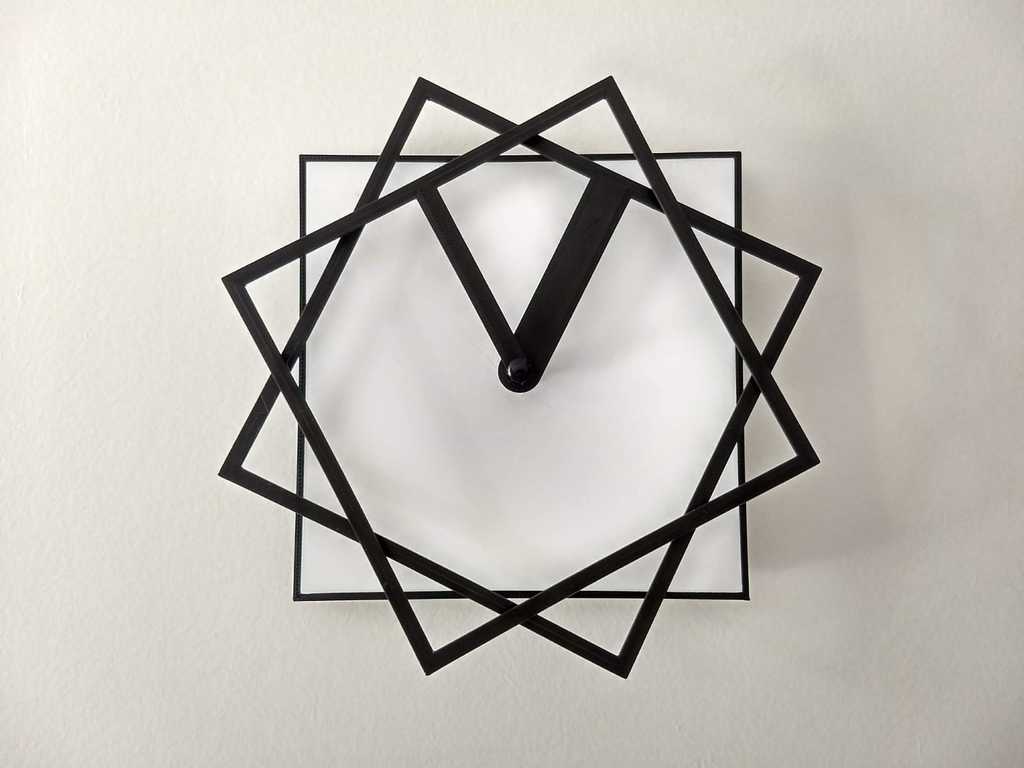 Miniatura 2 do modelo 3D Square Rotating Clock