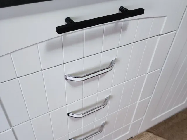 Kitchen Cabinet\Drawer handle