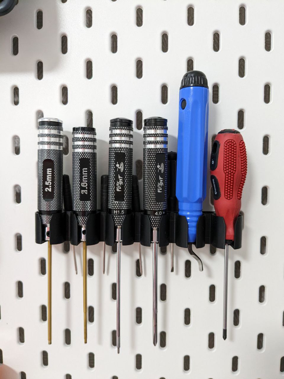 IKEA Skadis Screwdriver holder by Yurii Morozov Download free STL