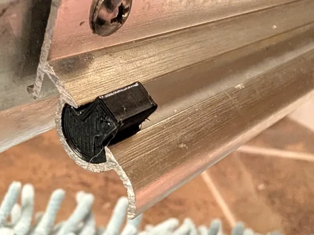 Shower Drip Rail Plug