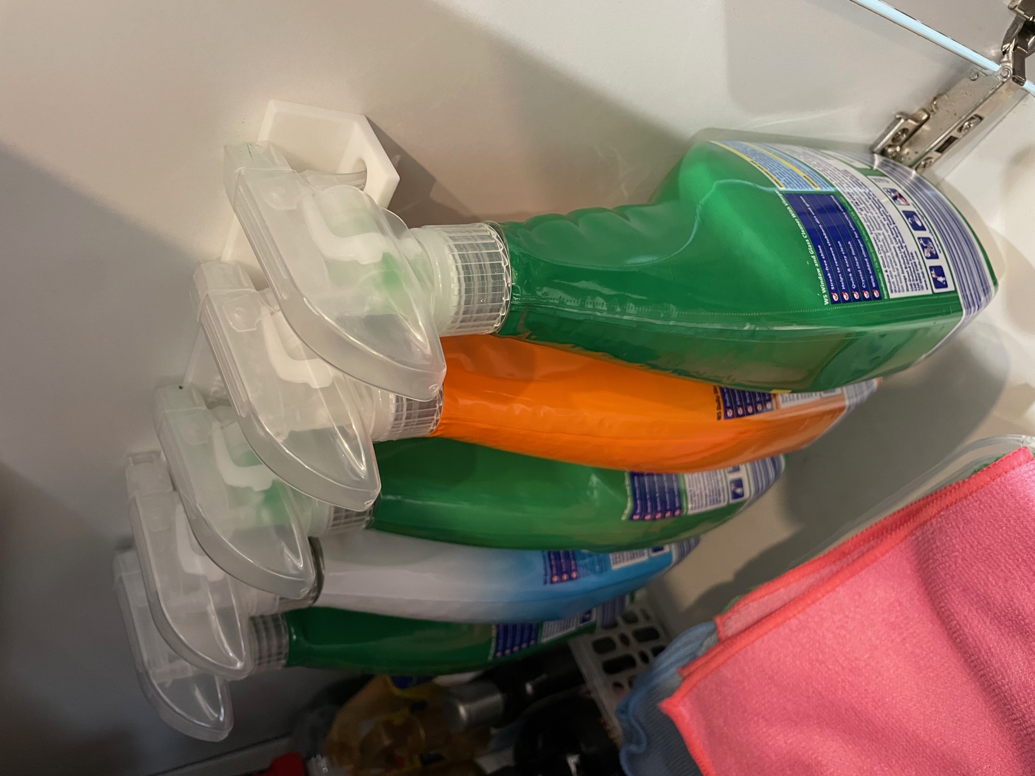 Spray Bottle Hanger/Holder by K3DPrinting Download free STL model