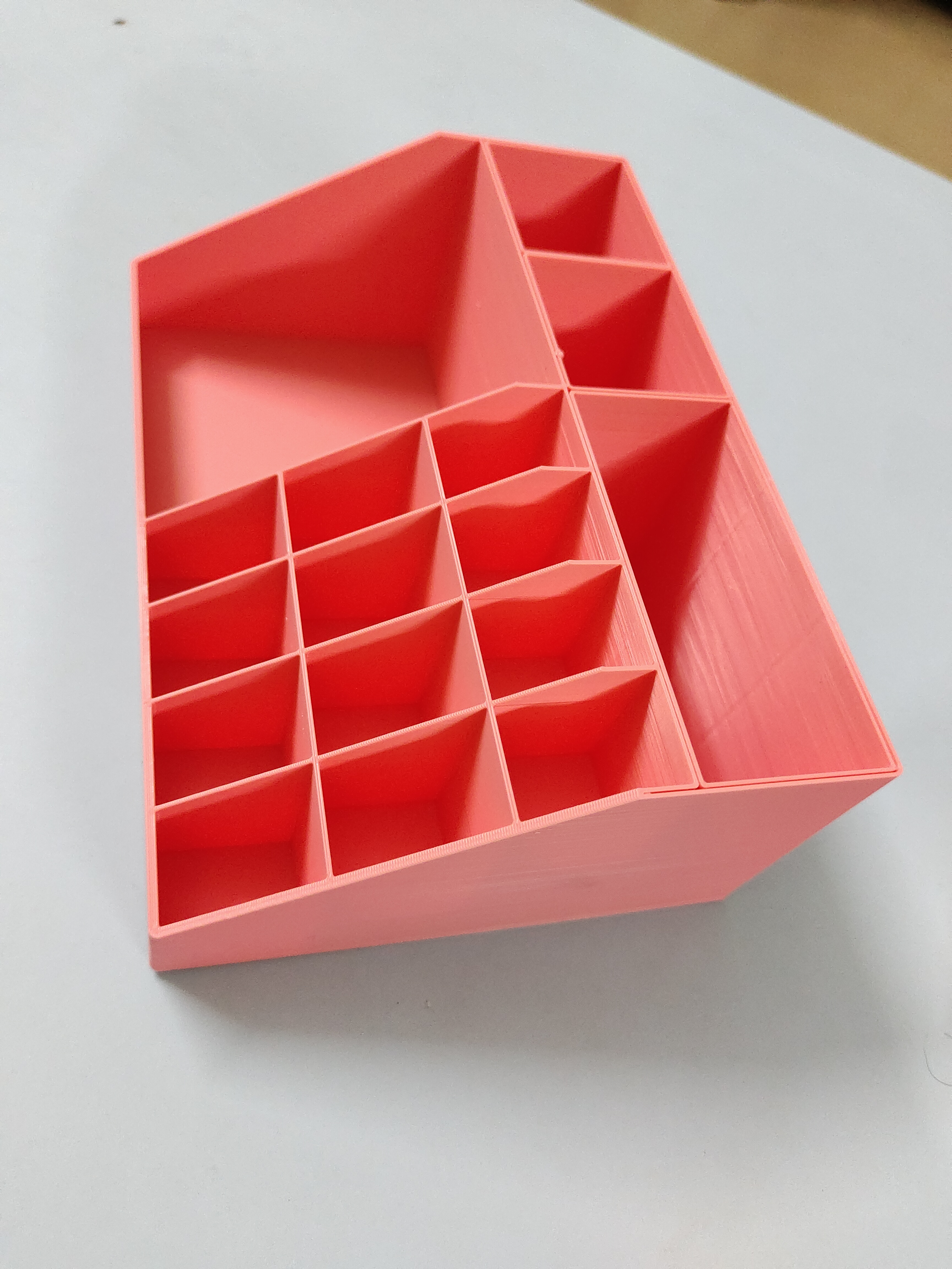 Miniatura 4 do modelo 3D Makeup Box/Tray