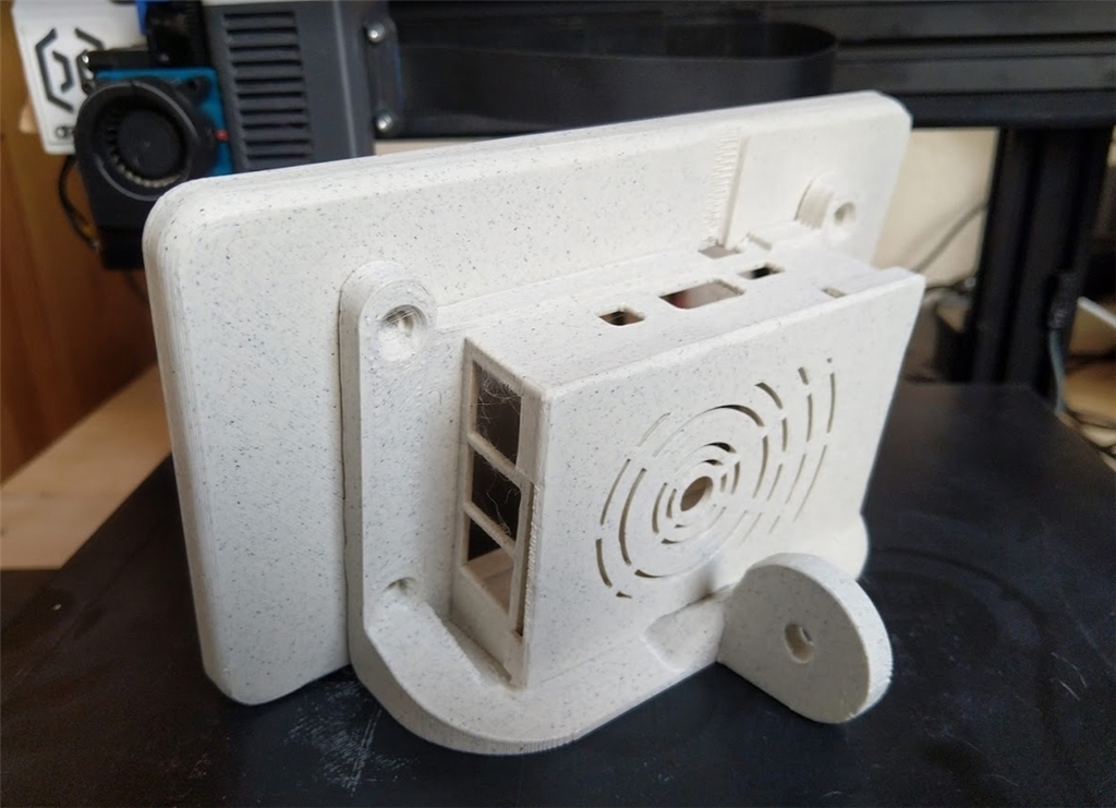 PI 3 Raspberry 7 Zoll Display Gehäuse und Halterung by Harald Geisler ...