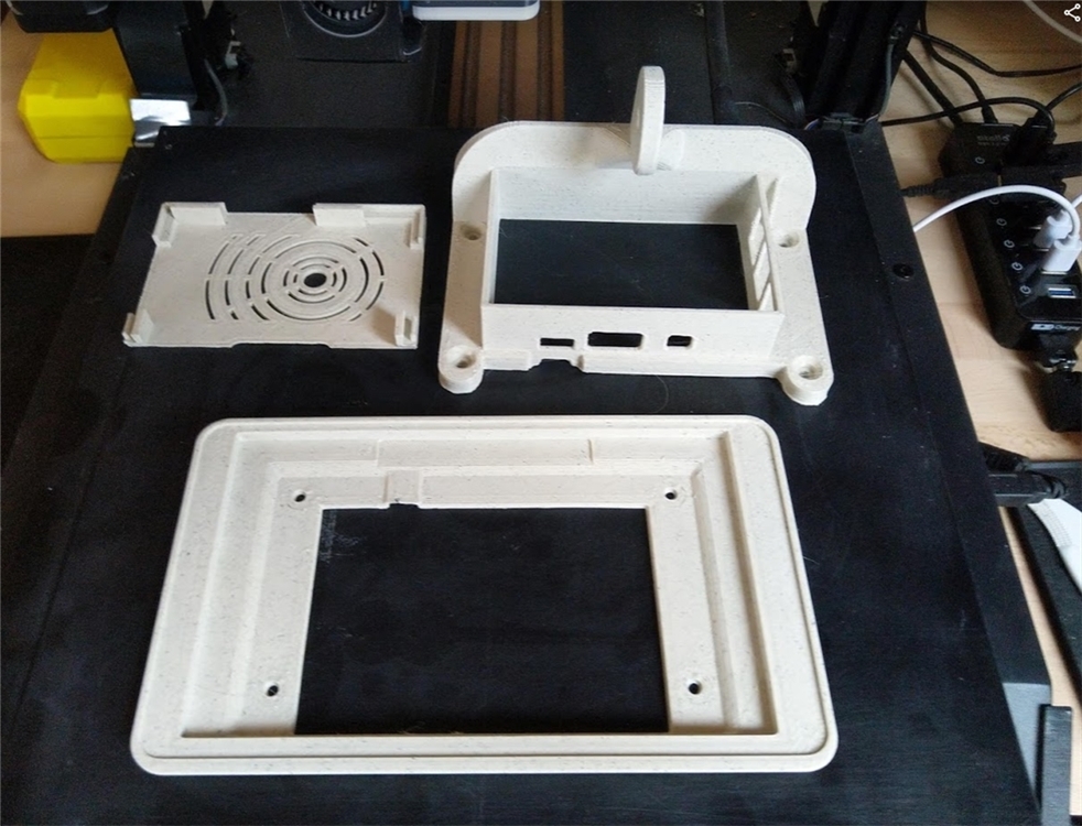 PI 3 Raspberry 7 Zoll Display Gehäuse und Halterung by Harald Geisler ...