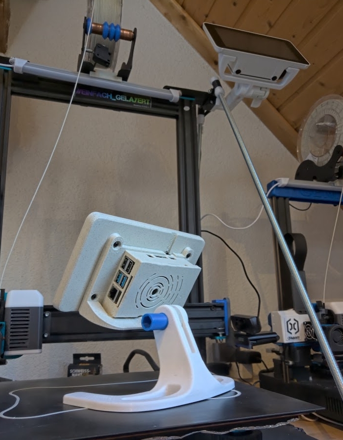 PI 3 Raspberry 7 Zoll Display Gehäuse und Halterung by Harald Geisler ...