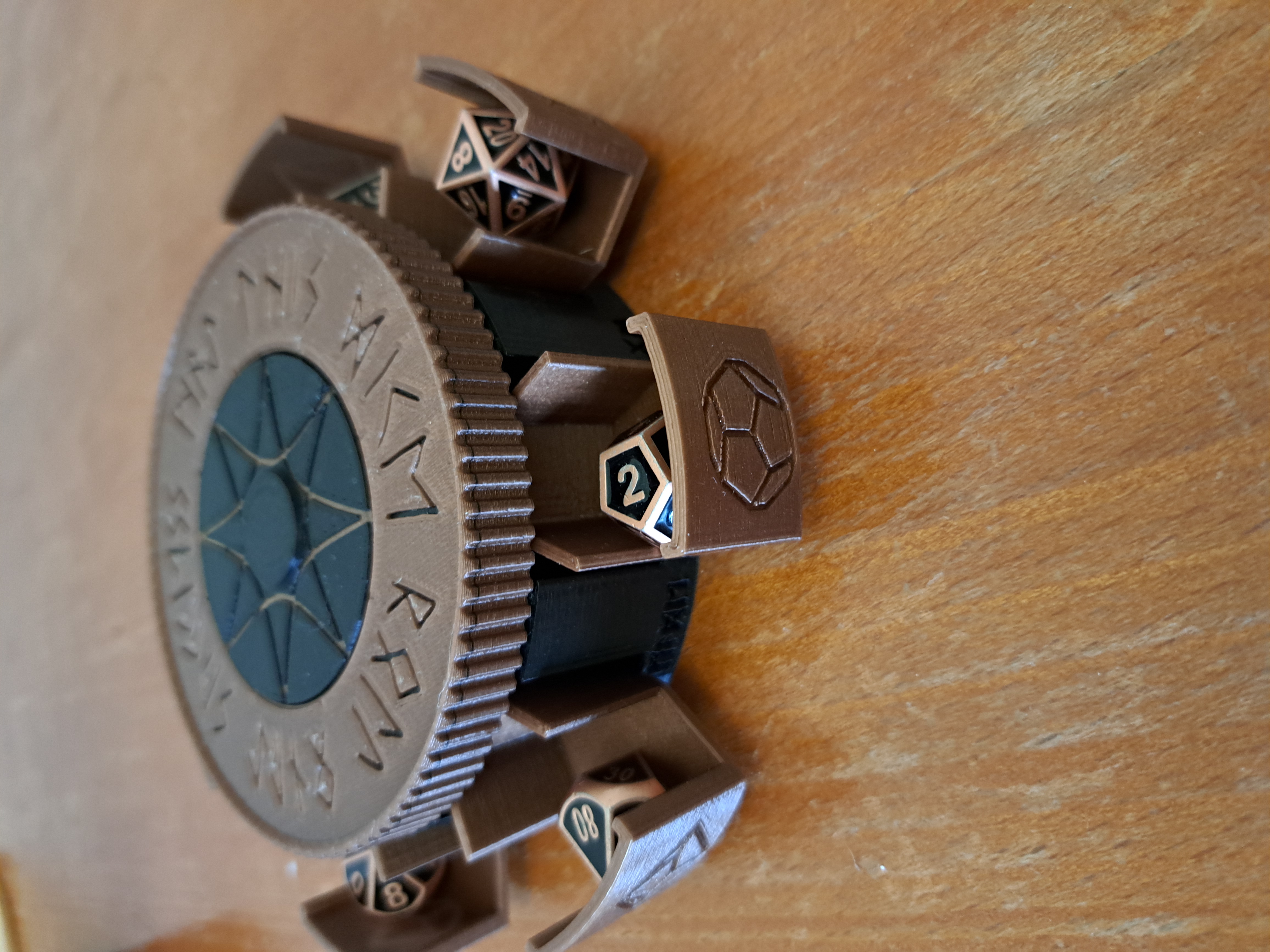 Miniatura 6 do modelo 3D Runic Dice Box DnD