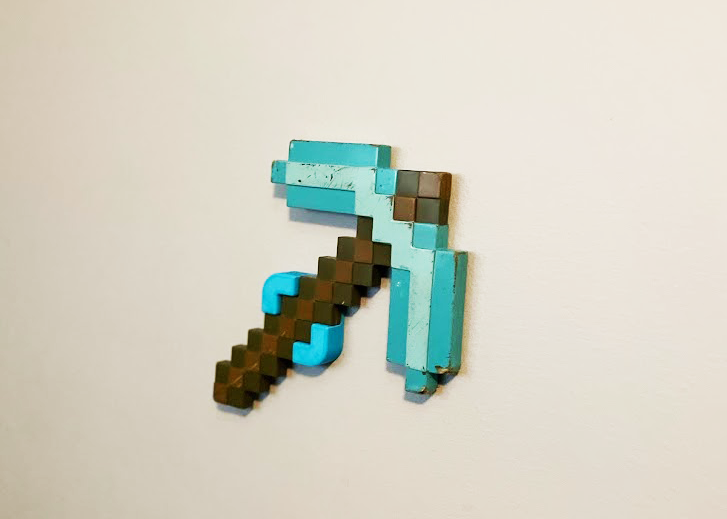 Wall Mount for Minecraft Pickaxe by automontronic | Download free STL ...