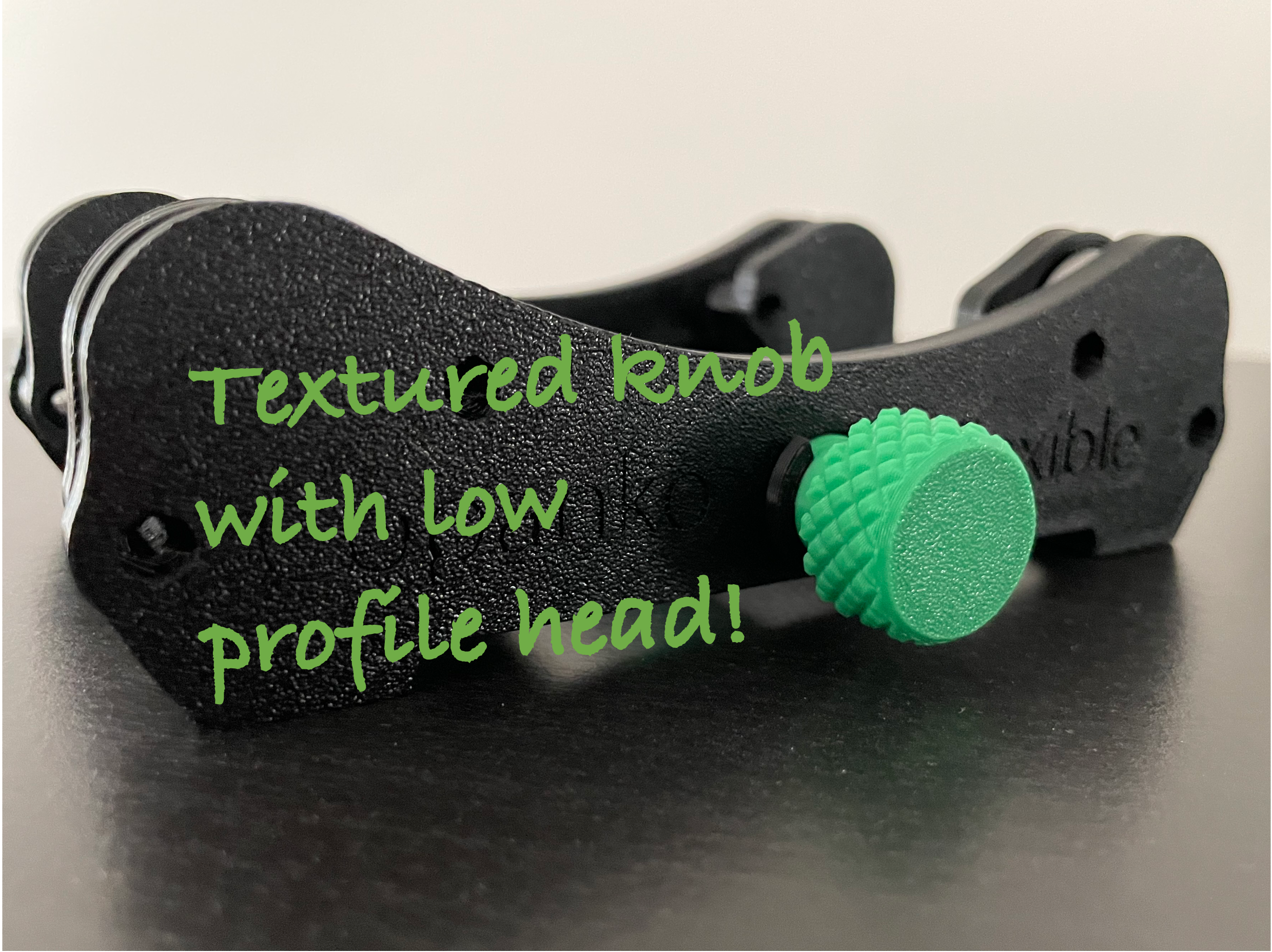 Low clearance knurled screw knob for Copanko Spool holder