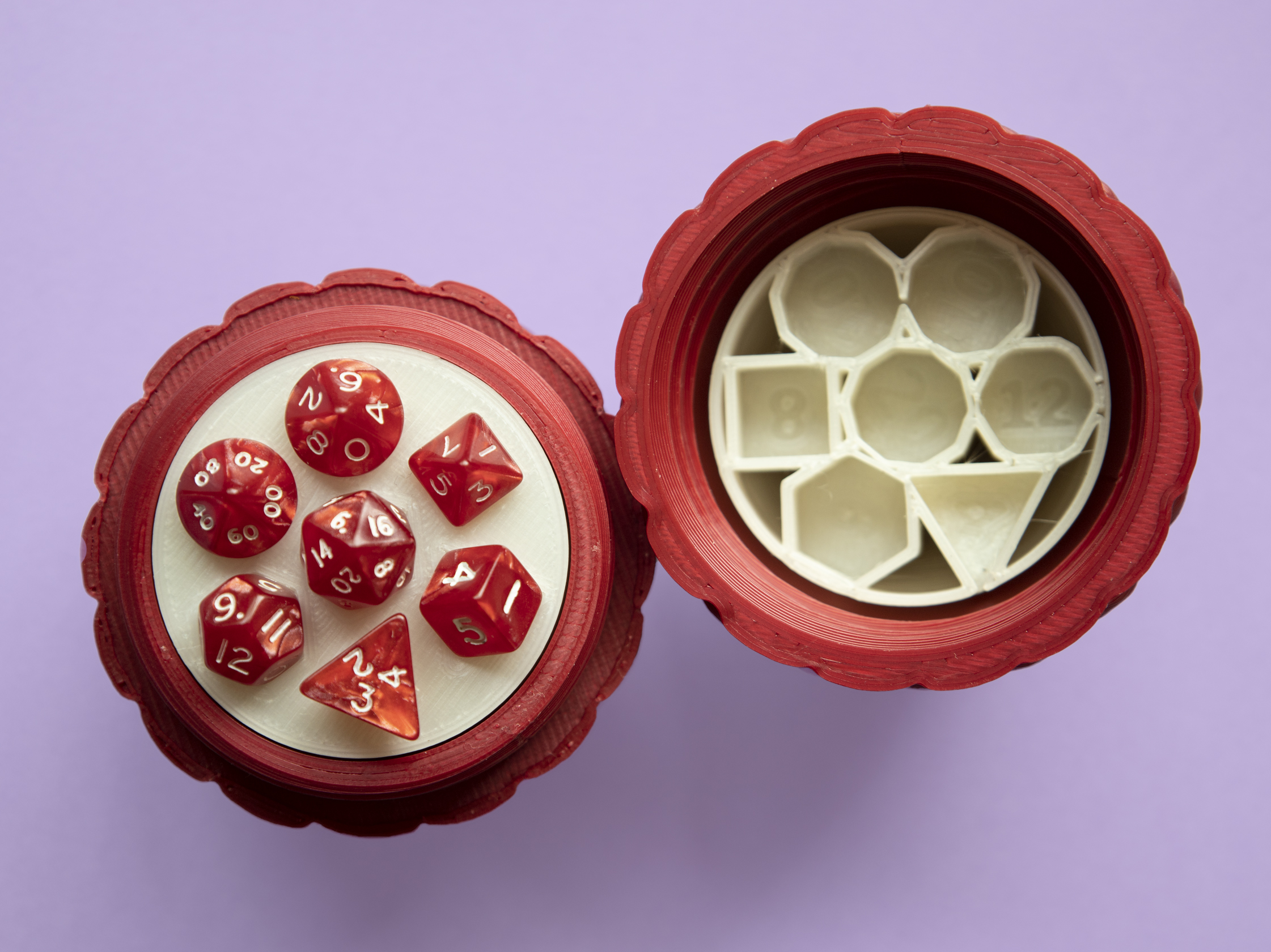 Miniatura 3 do modelo 3D Dragon Egg dice box inserts - Customizable OpenSCAD