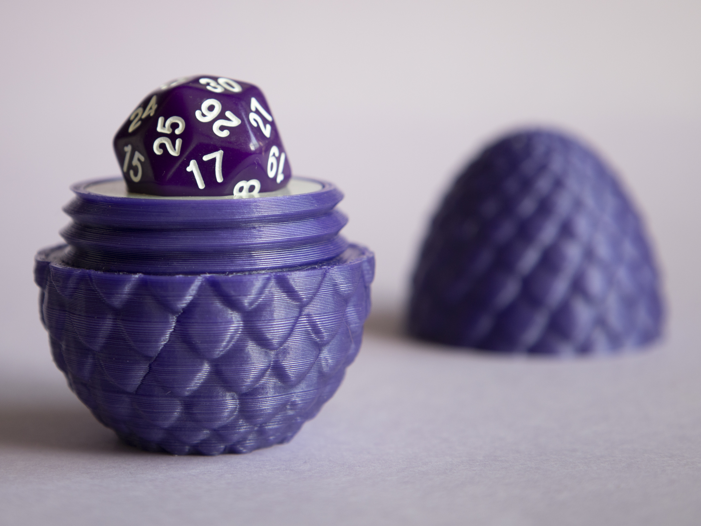 Miniatura 10 do modelo 3D Dragon Egg dice box inserts - Customizable OpenSCAD
