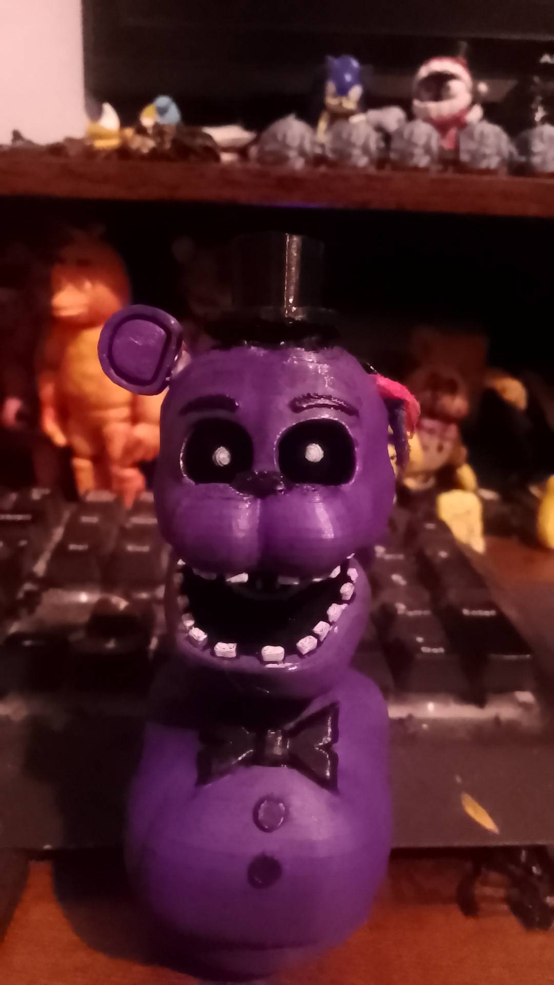 Retro/unwithered freddy action figure