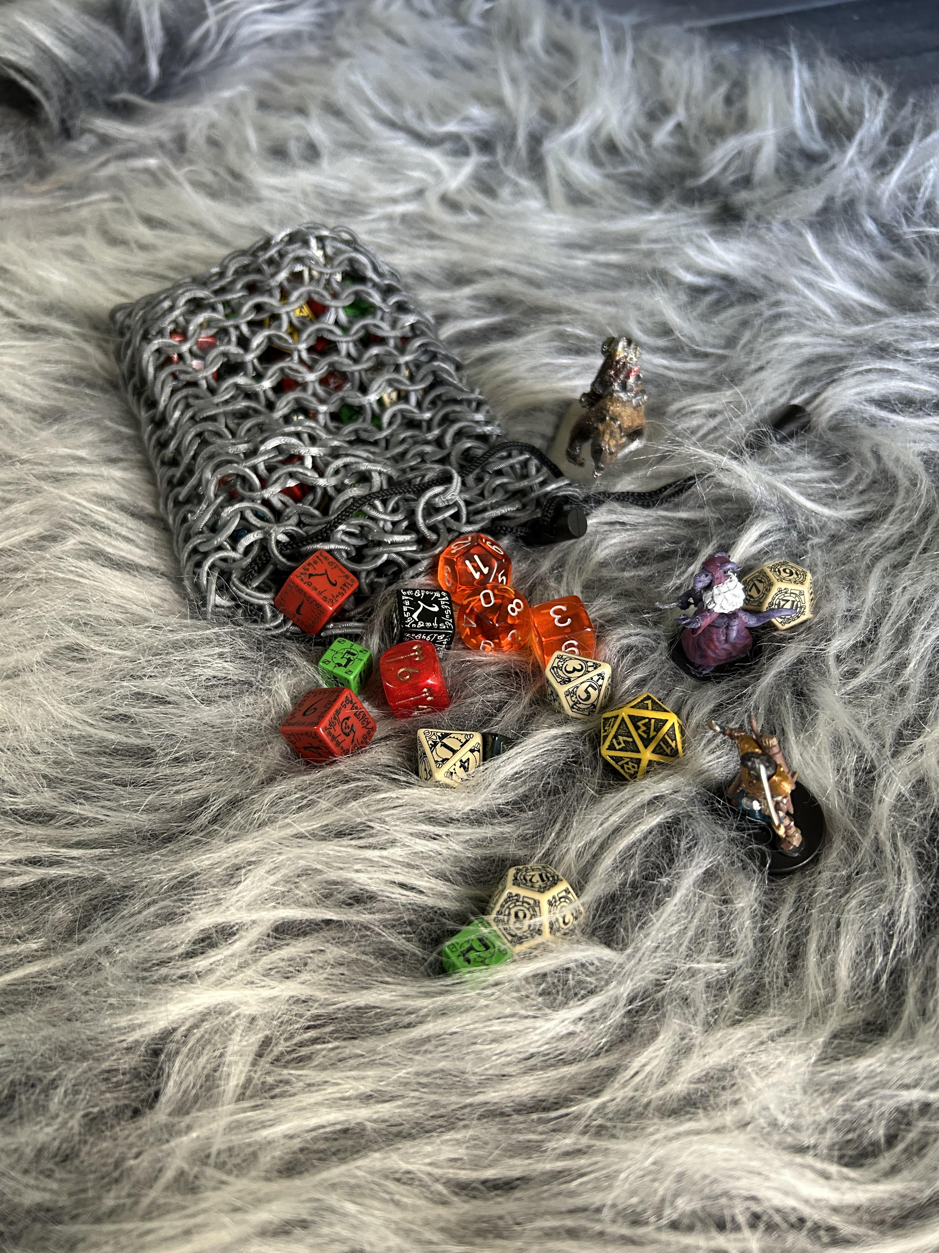 Chainmail Dice Bag — thumbnail 3
