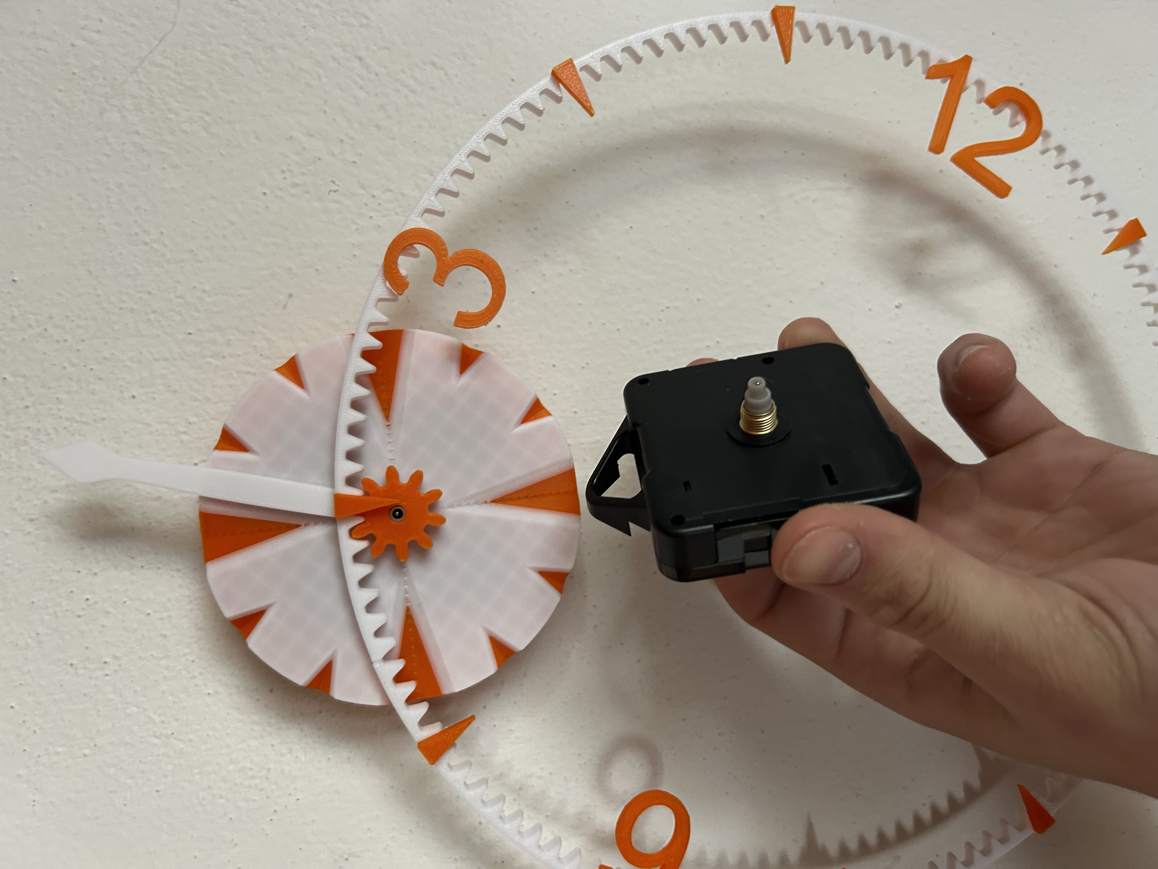 Gravity gear clock