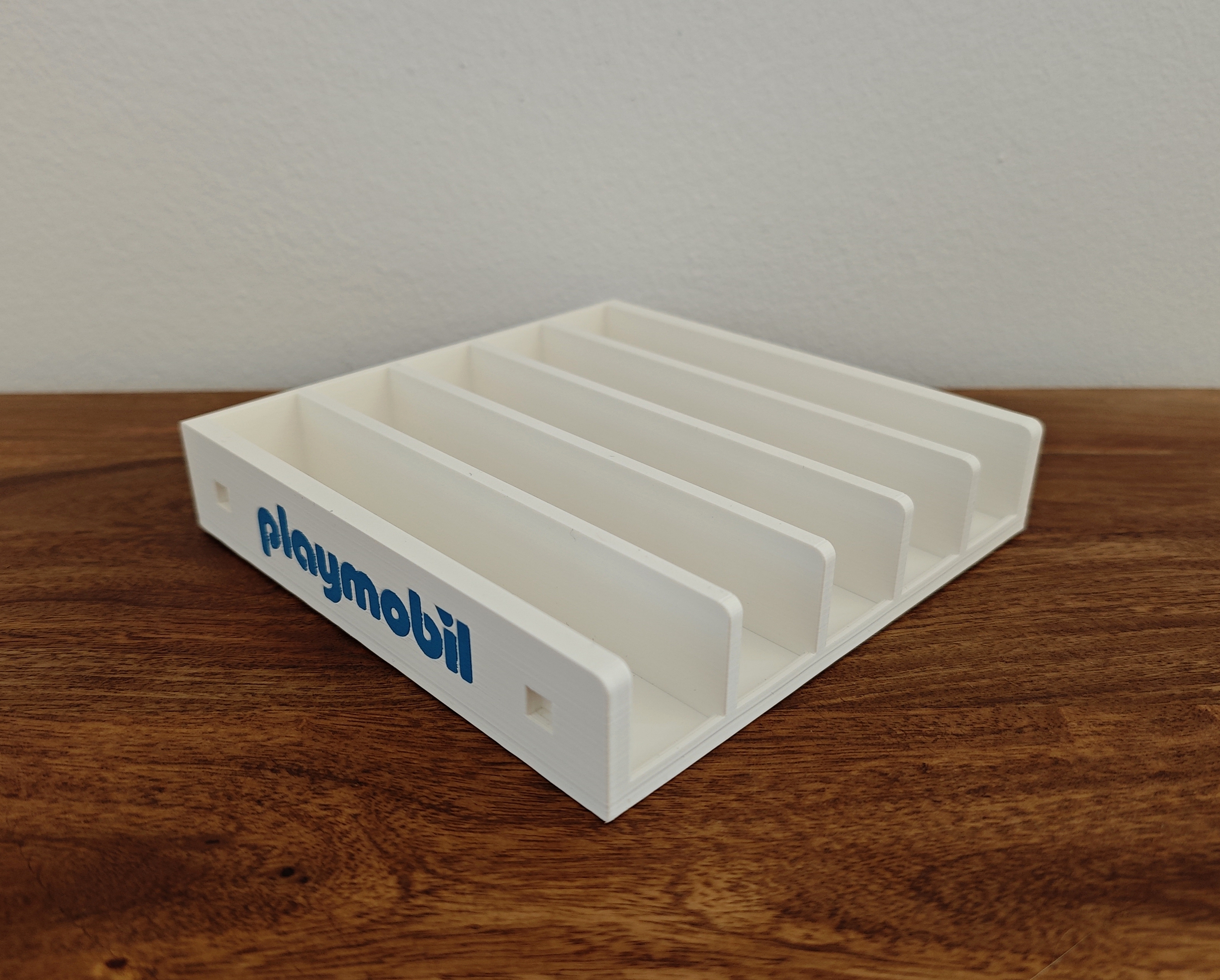 Miniatura 4 do modelo 3D Playmos CD Stand